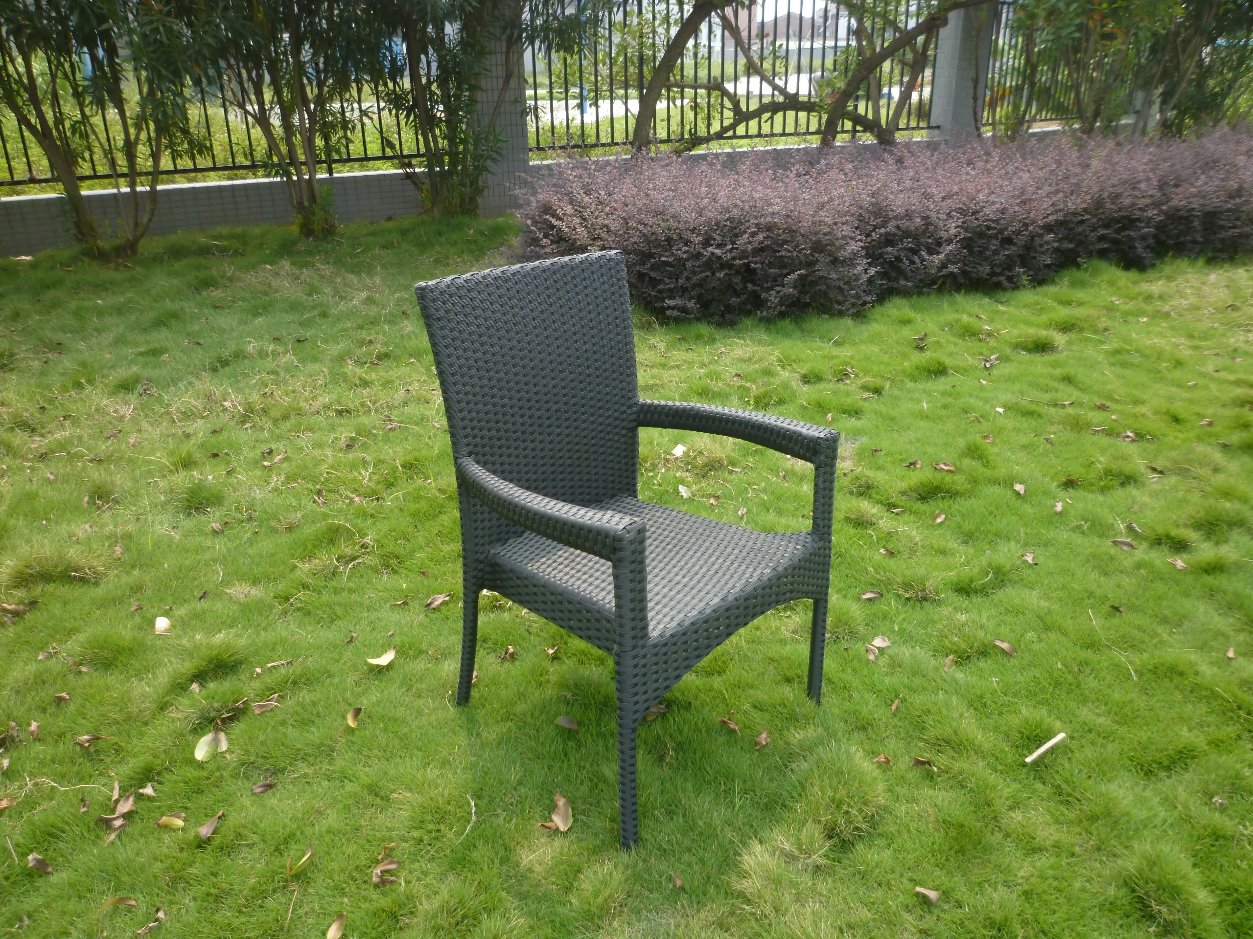 CIAO Garden Furniture Outdoor Restaurant 4 Seater Synthetic Rattan Dining Chair And Round Table Set