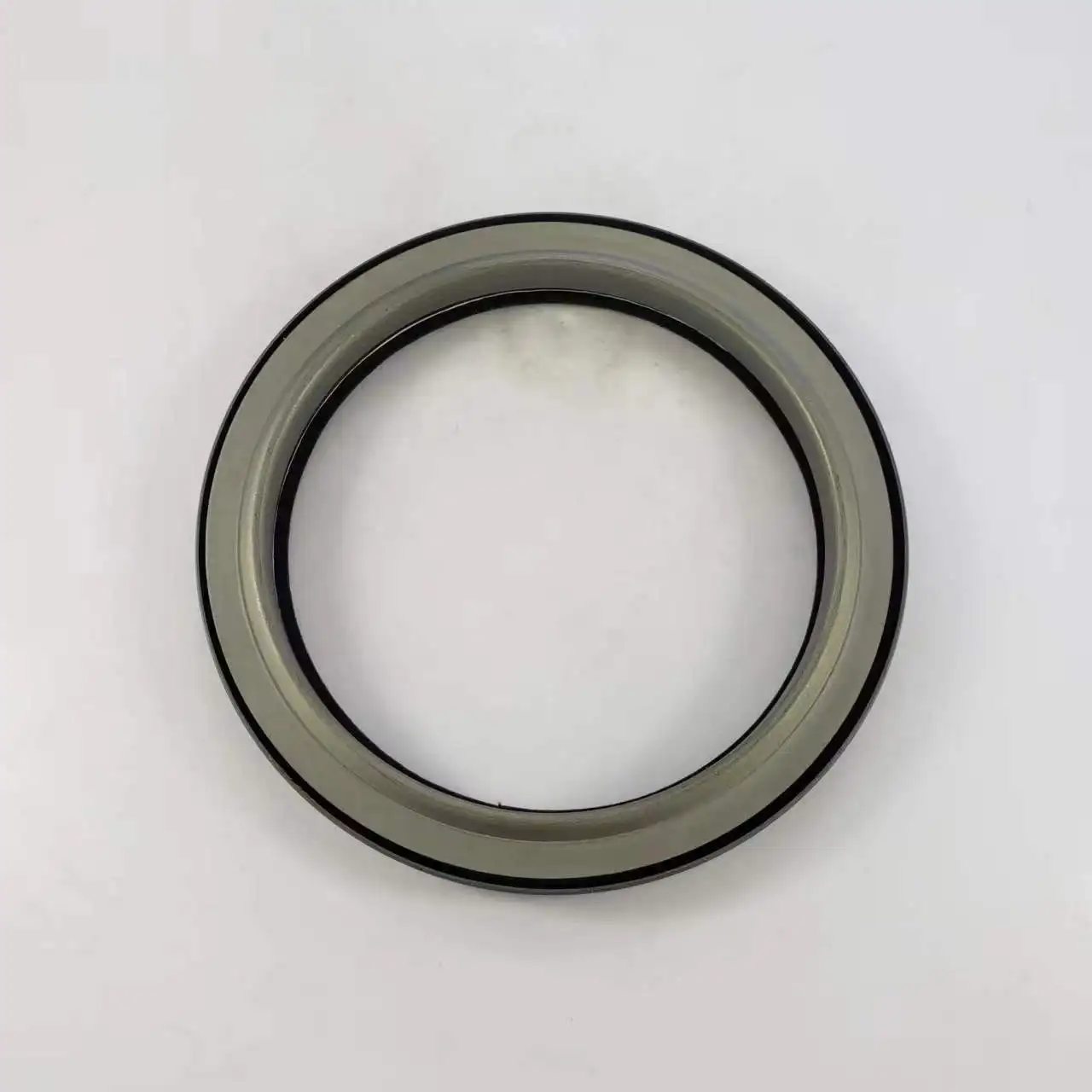 109-137-13 Oil Seal Shaft Seal Bz4219e Bz4219f 8-97329-780-0 10950.286 Engine Crankshaft Seal for Isuzu