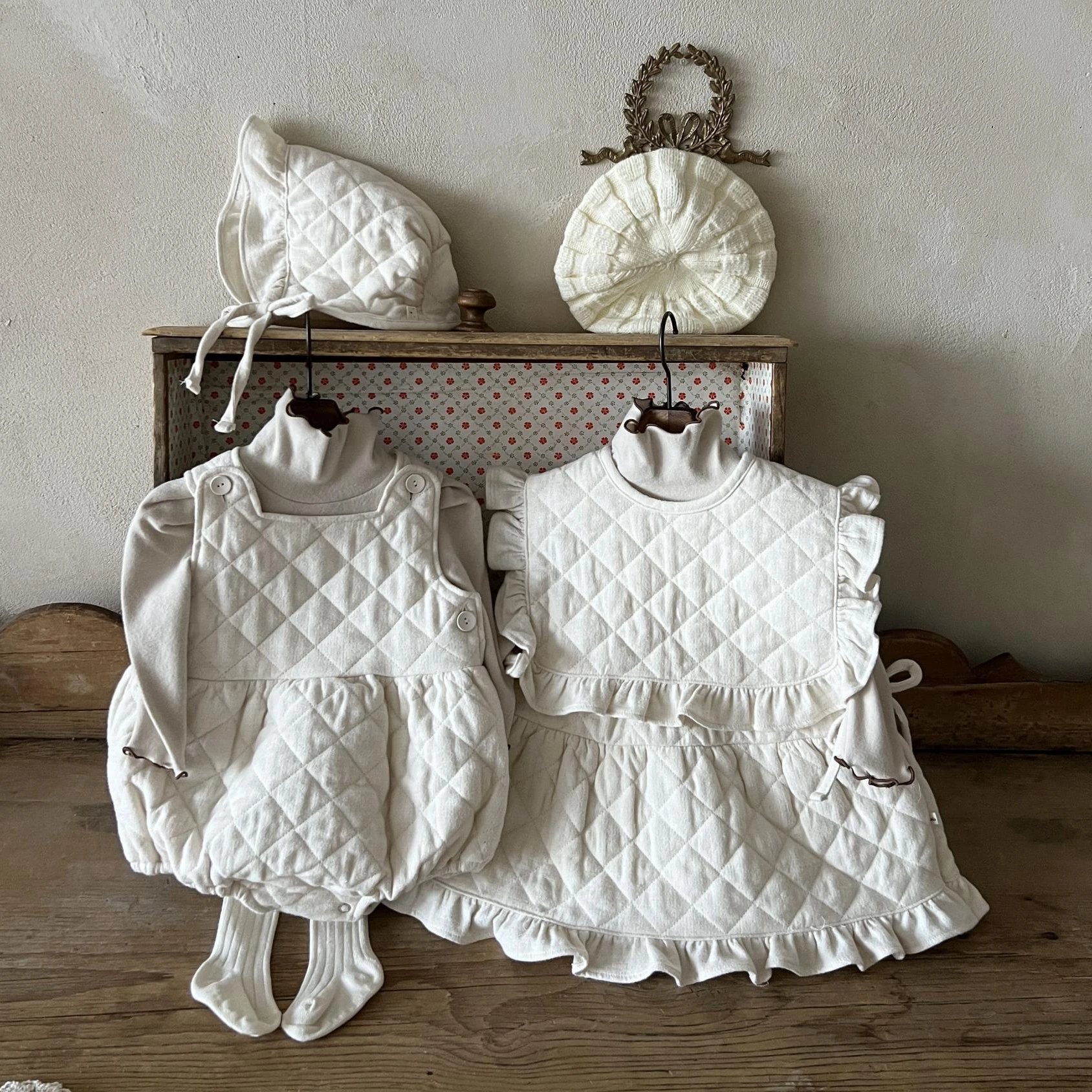 wholesale Winter online store new design newborn baby solid custom cotton jumpsuit toddler 0-2T sleeveless high quality rompers