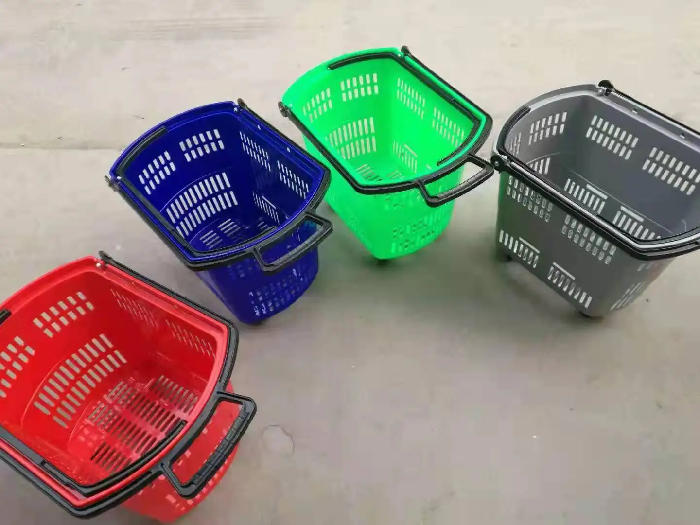 Пластиковая корзина для покупок с сертификатом CE мини-корзина супермаркета горячая