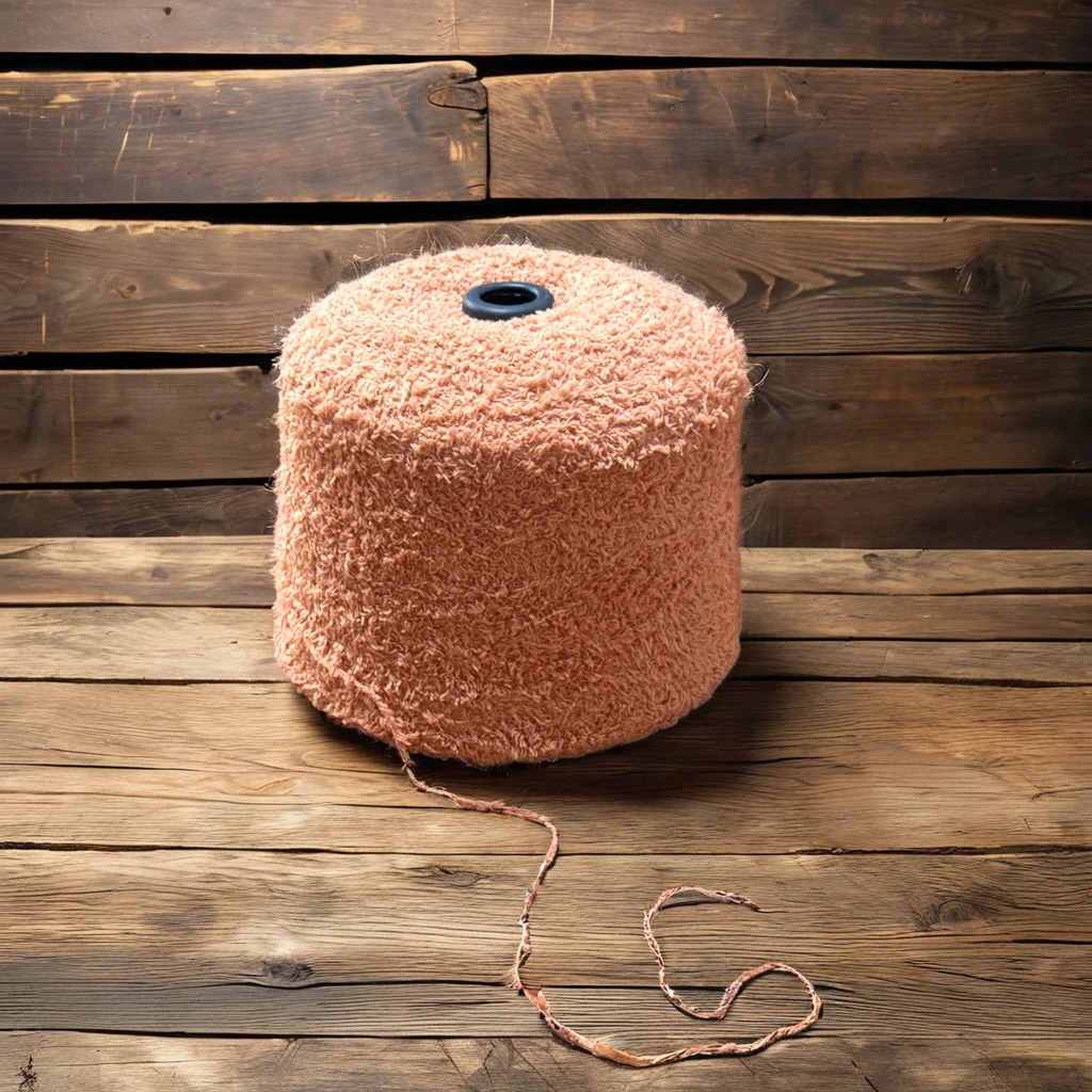 Manufacturer wholesales half day goose down knitted yarn, polyester single-sided velvet yarn, soft velvet yarn, all polyester