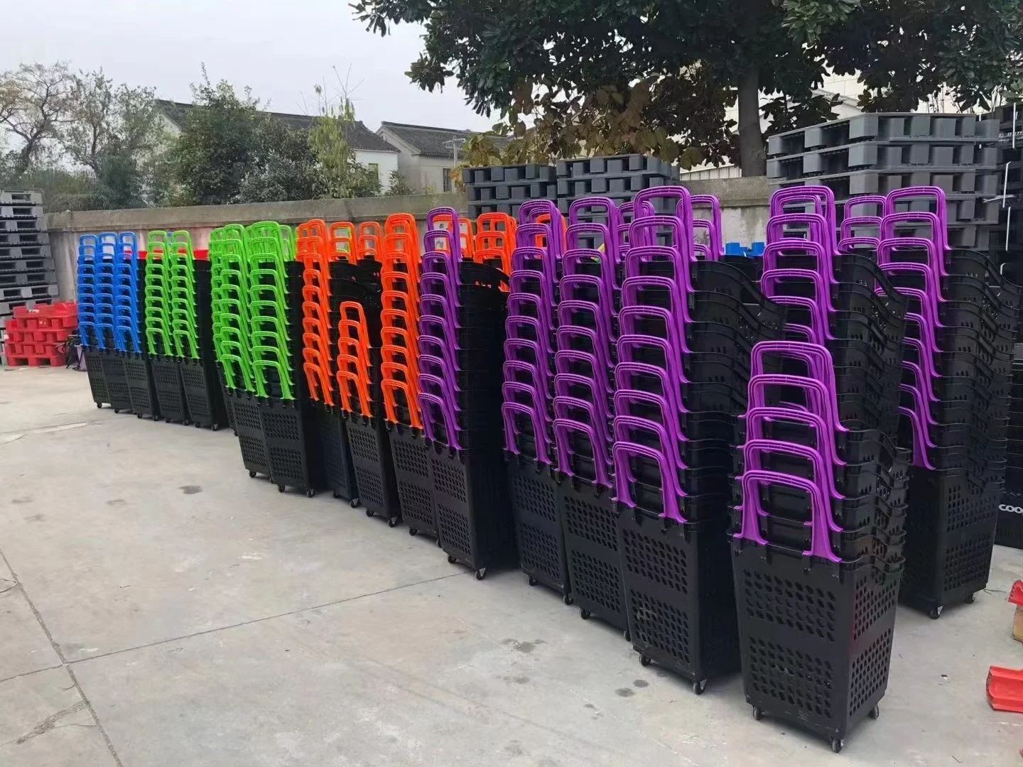 Supermarket colorful plastic 20 L Shopping Basket Handle Plastic Baskets