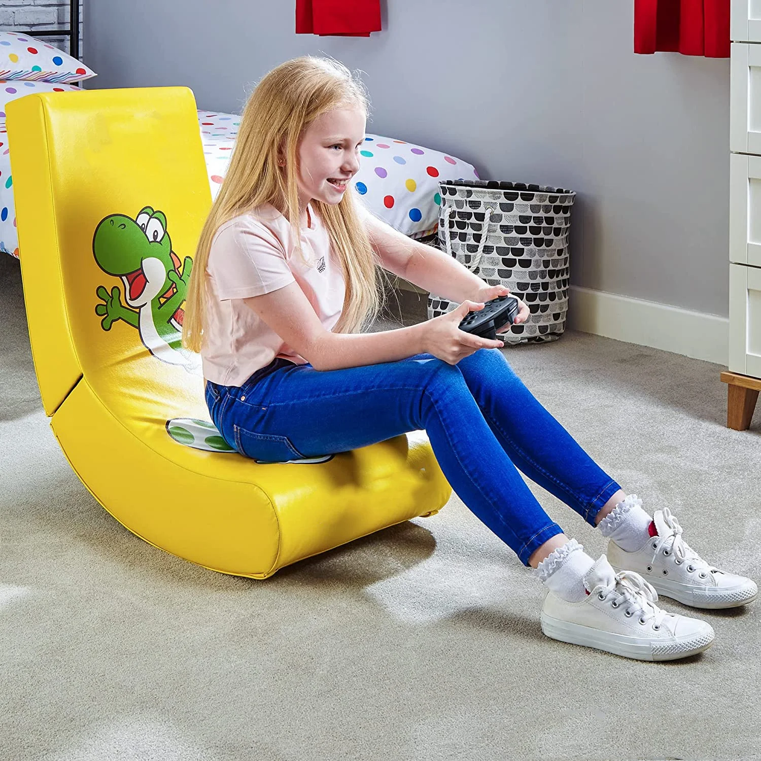 Custom Russia Official Video Rocker Yellow Black Leather Bluetooths Speakers Gaming Stuhl Space Saving Foldable Floor Gaming Cha