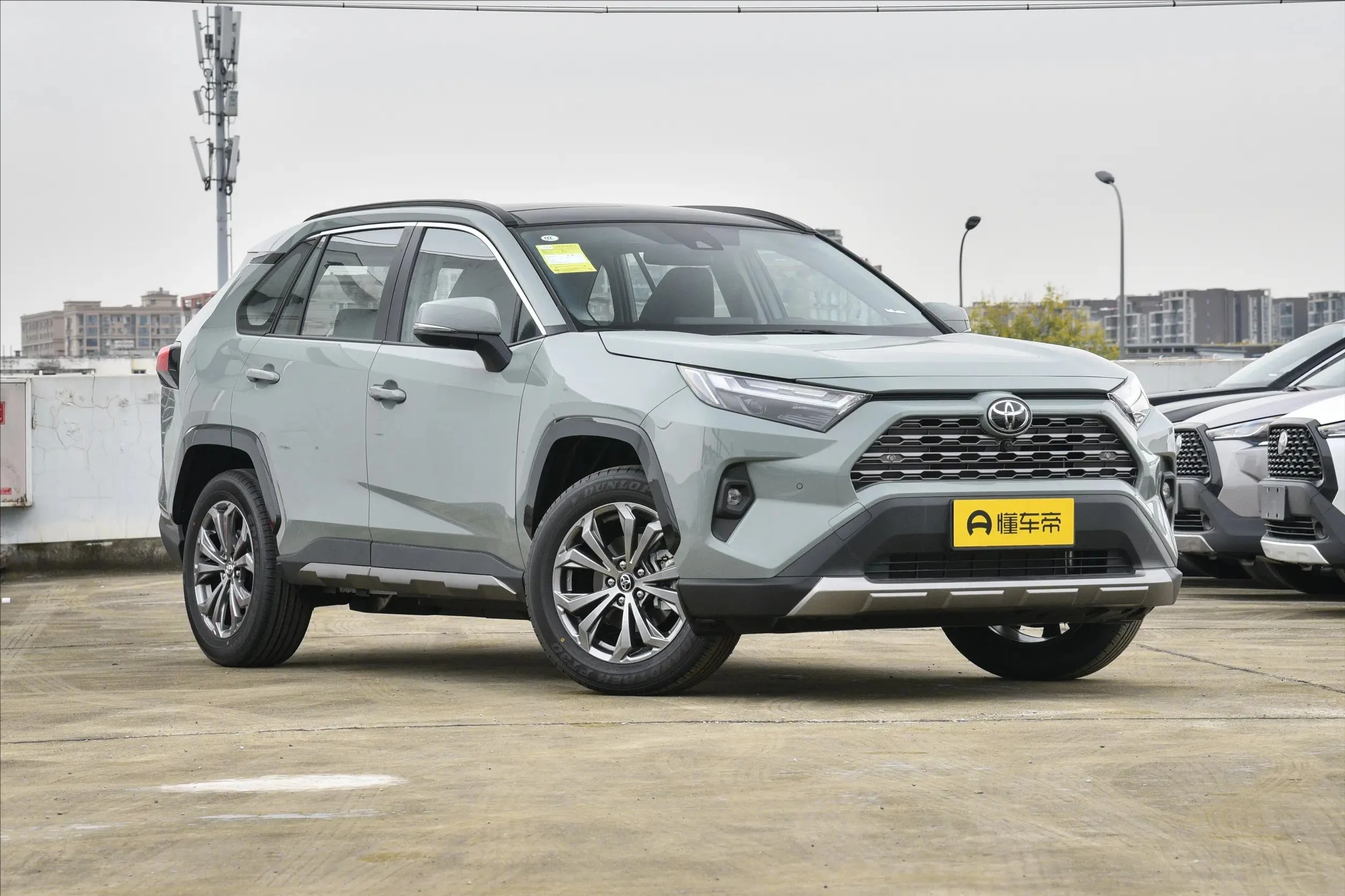 Rav-4 2024 Toyot-a  2.0L CVT 2WD Fashion PLUS Edition Compact SUV Fuel Vehicle Cheap  Gas Petrol cars New Vehicle