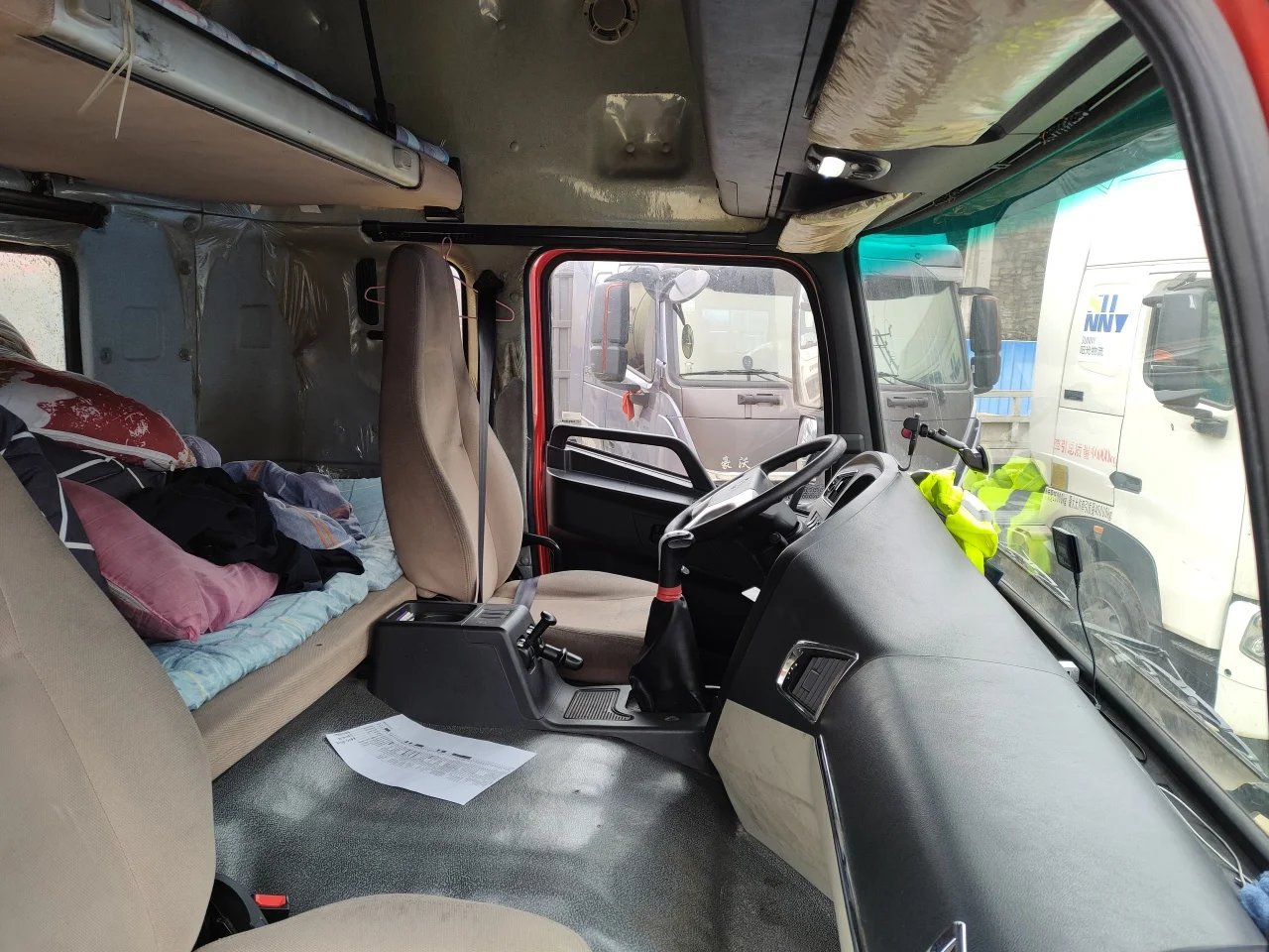 Тяжелый Грузовик Sinotruk HOWO D7B 6x4 CNG трактор с дизельным двигателем мощностью 450 л.с. автоматическая механическая коробка передач левое Рулевое управление