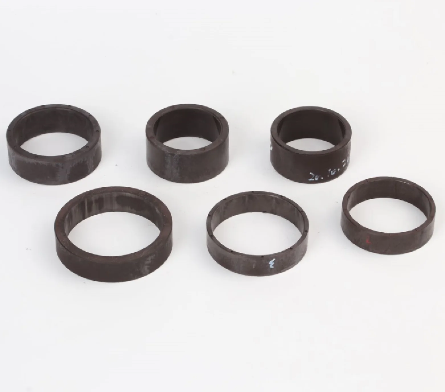 OEM Service Cheap Price  golden supplier ferrite magnet ring Best Quality Small  Injection Molded Magnetic Nose Ring Pump magnet