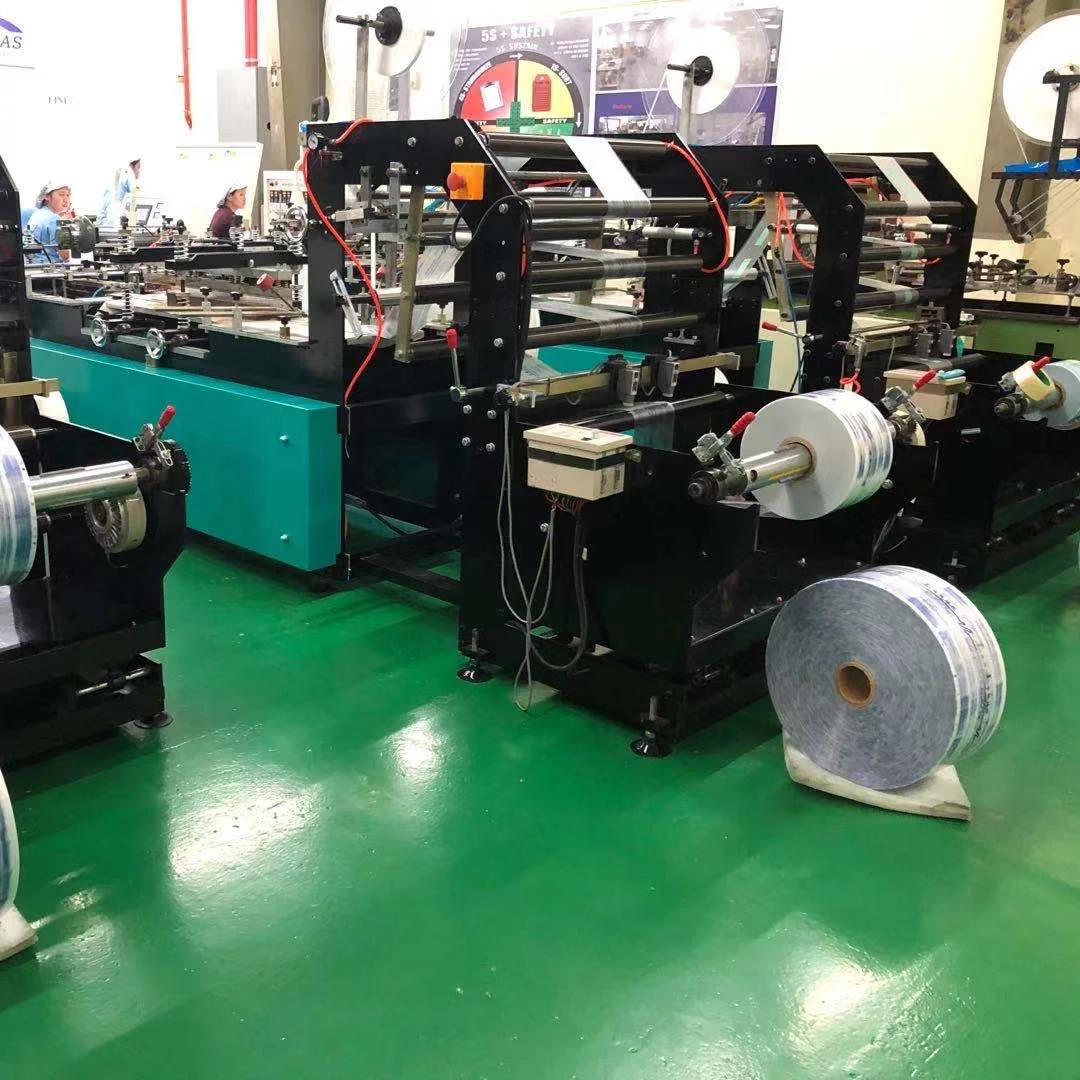 Машина для производства сумок средней плотности