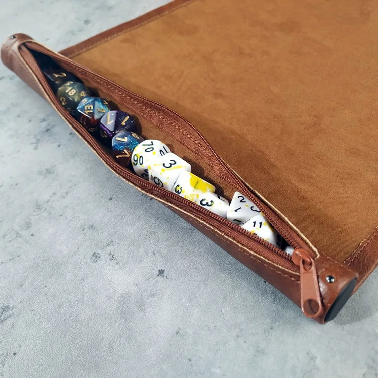 NEW design luxury Dungeons and Dragons DND RPG scroll dice rolling tray leather dice set with zipper holder