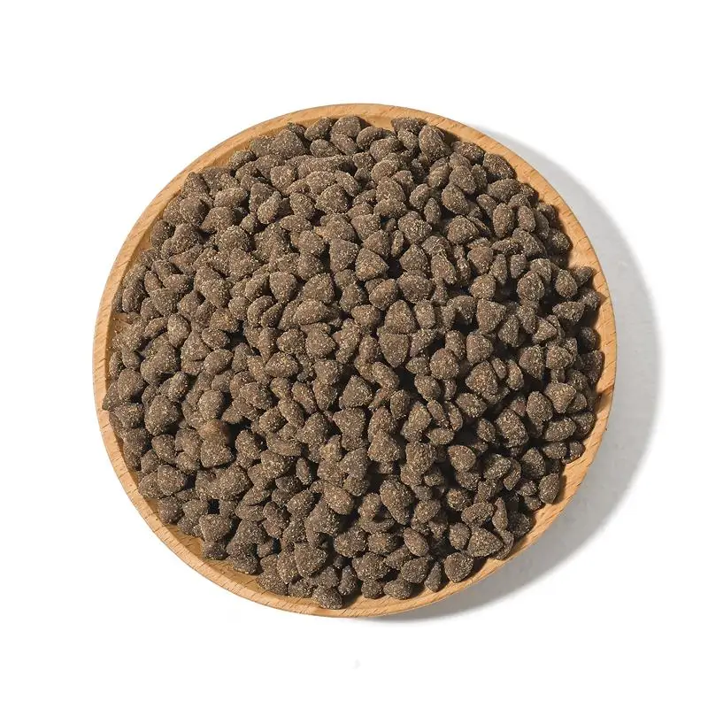 OEM Cat Food Factory Exports 10KG Natural Raw Fish Flavors Fish Shapes All Age Cat Food