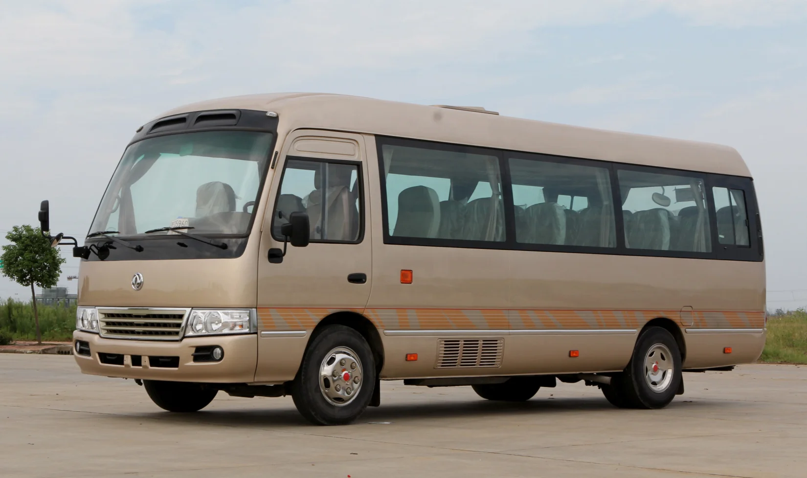 High-performance commercial vehicles small bus coaster bus for sale