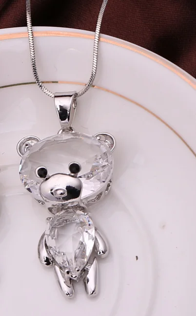 Pearl key short womens fashion temperament butterfly necklace hundred decorative items of jewellery