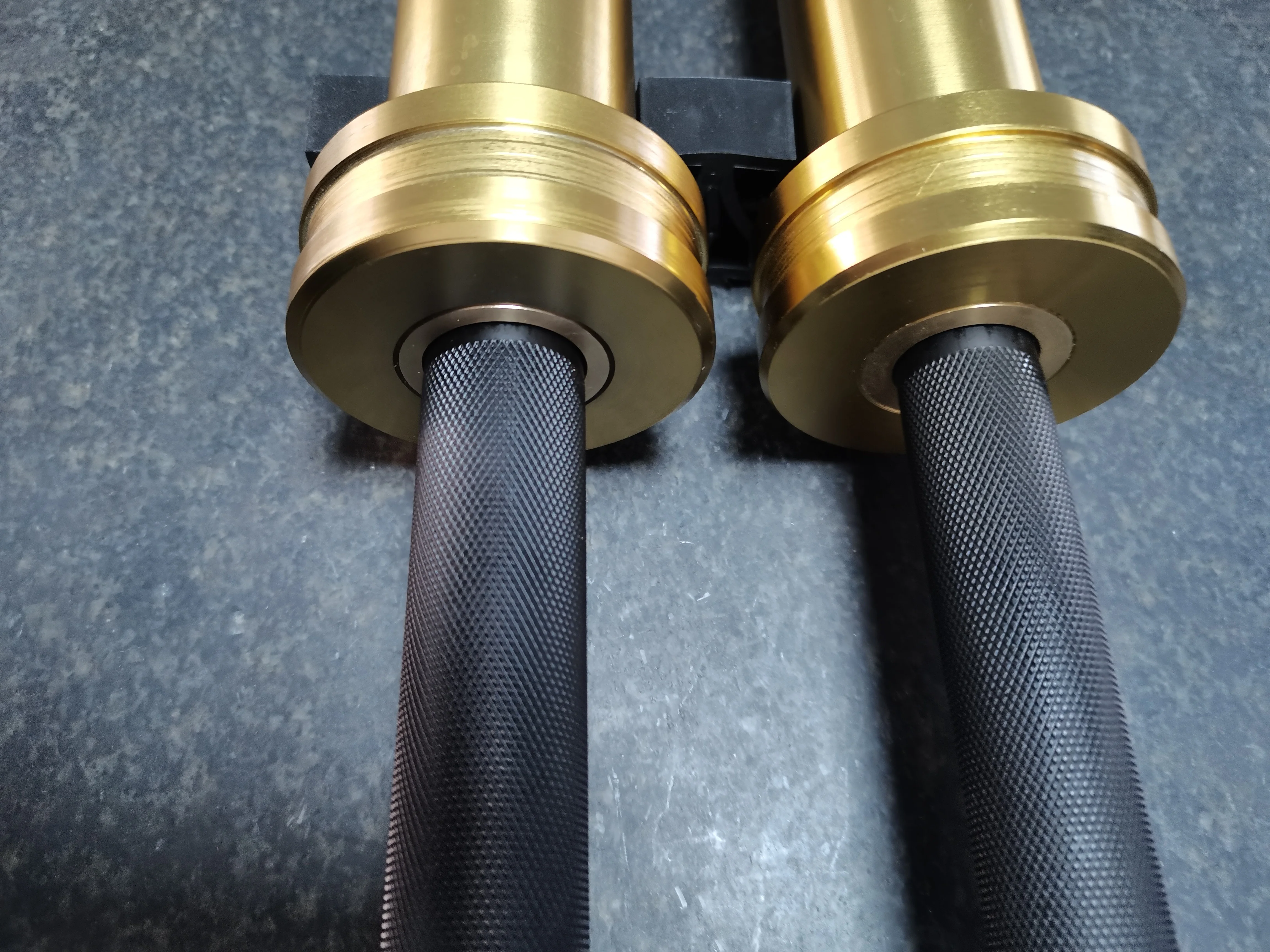 Гильза с титановым золотым покрытием профессиональная штанга для тяжелой атлетики 2000lb 8