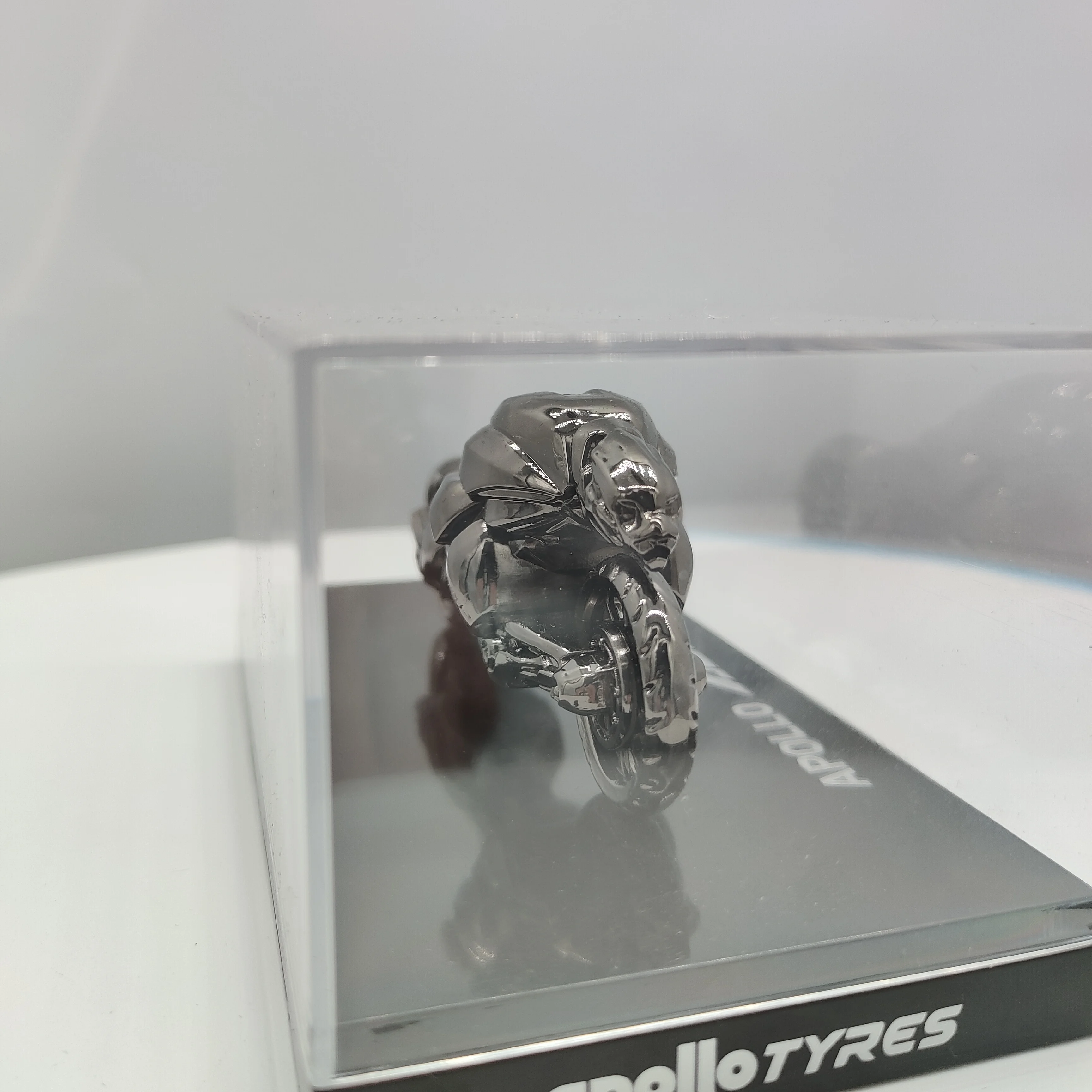 2022 New Design Metal Crafts Home Office Decoration Black Cheetah Motorcycle Model Aluminum Alloy Ornaments