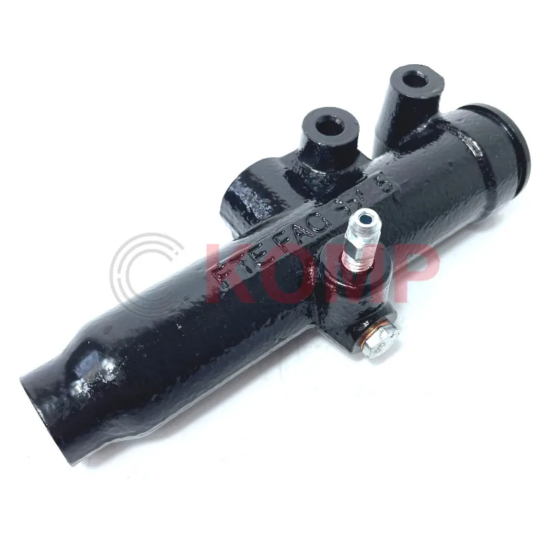 Clutch Master Cylinder For MERCEDES-BENZ Truck 0012952906 0012956006 0002956806 KG2395.1.7 KG2007.1.1 KG2007.1.3 KG2007.1.7