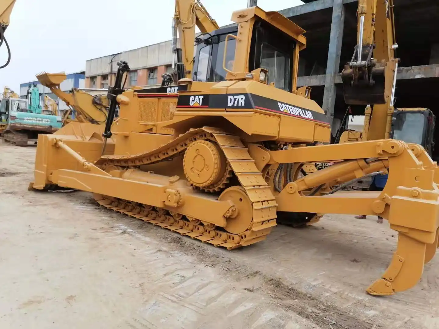 Used Cat D7R Bulldozer Brands Caterpillar Cheap Price Full-hydraulic Heavy Crawler Bulldozer D7R Caterpillar Dozer Tractor D7