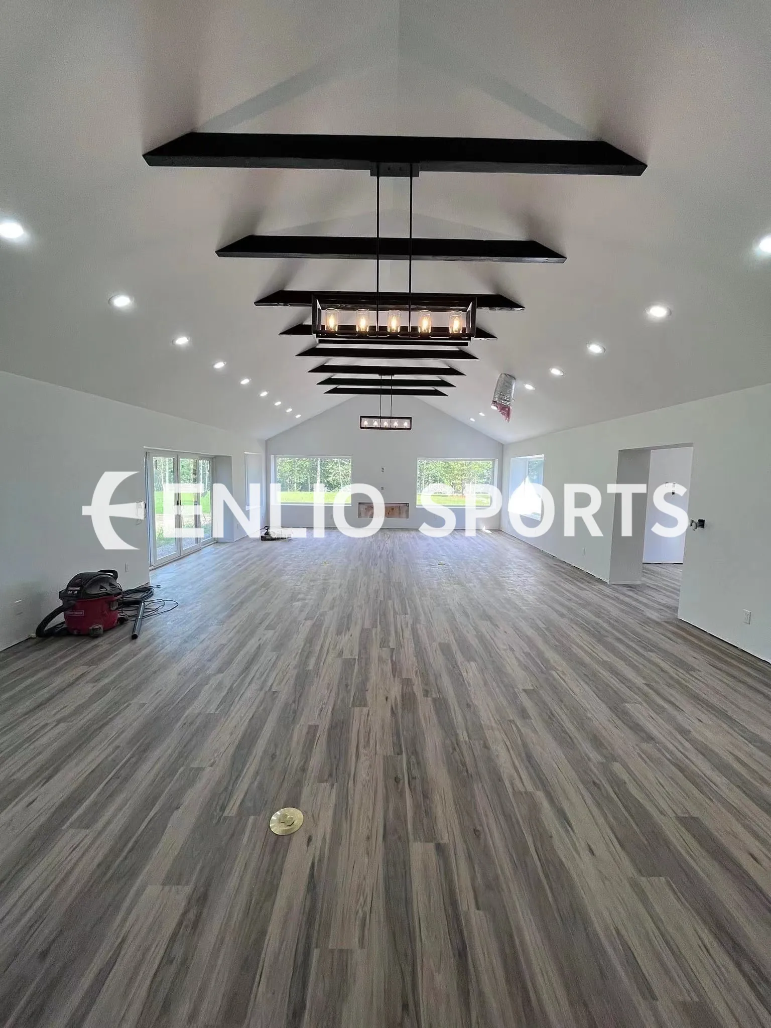 Enlio 2mm Thick Commercial Floor And Homogeneous ICU hospital PVC Vinyl Floor Coating