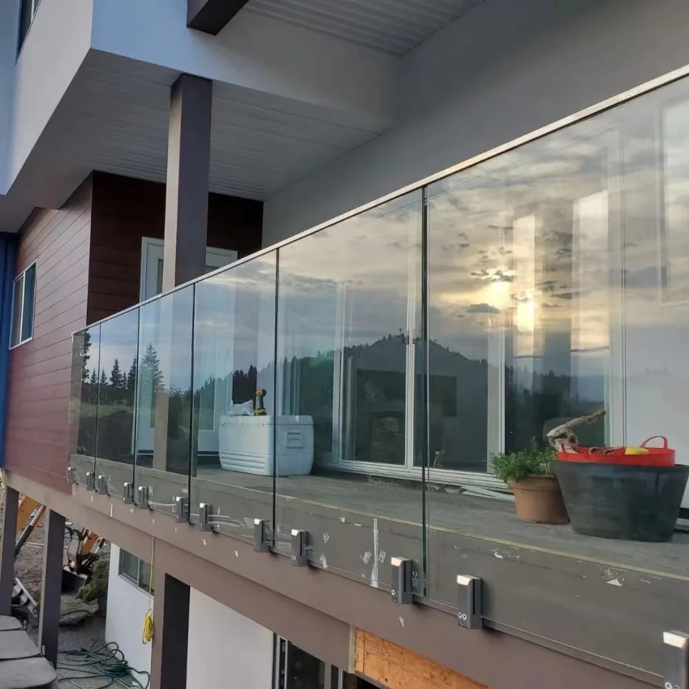 Modern Design Stainless Steel Glass Spigot Balustrade for Swimming Pool Stairs Handrail Railing Frameless Glass Railing Spigot