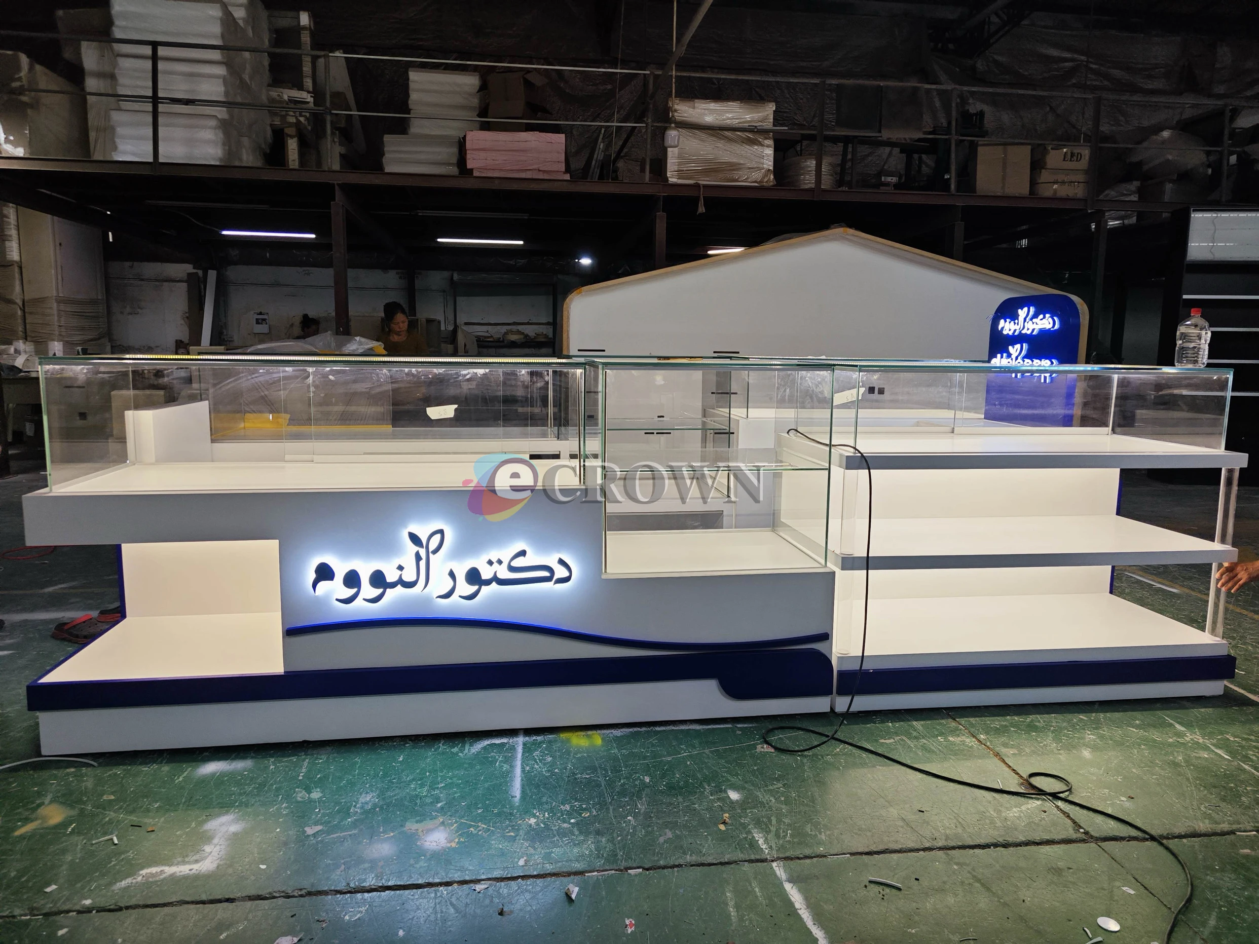 Grocery Display Booth Wallmount Robot Booth for Wood Bedclothes Store Display OEM