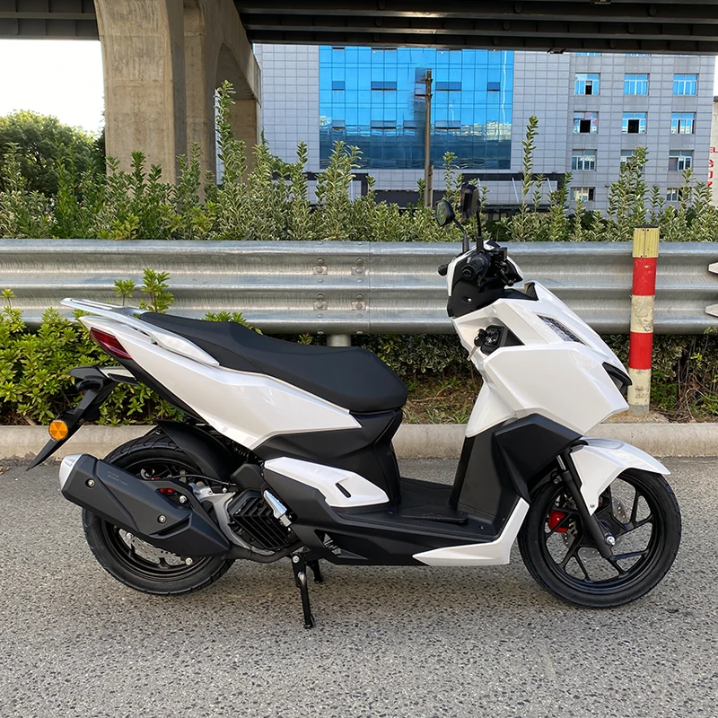 EPA EEC 125 150cc бензиновый скутер с максимальной скоростью 85 км/ч мотоцикл в наличии передними задними дисковыми тормозами
