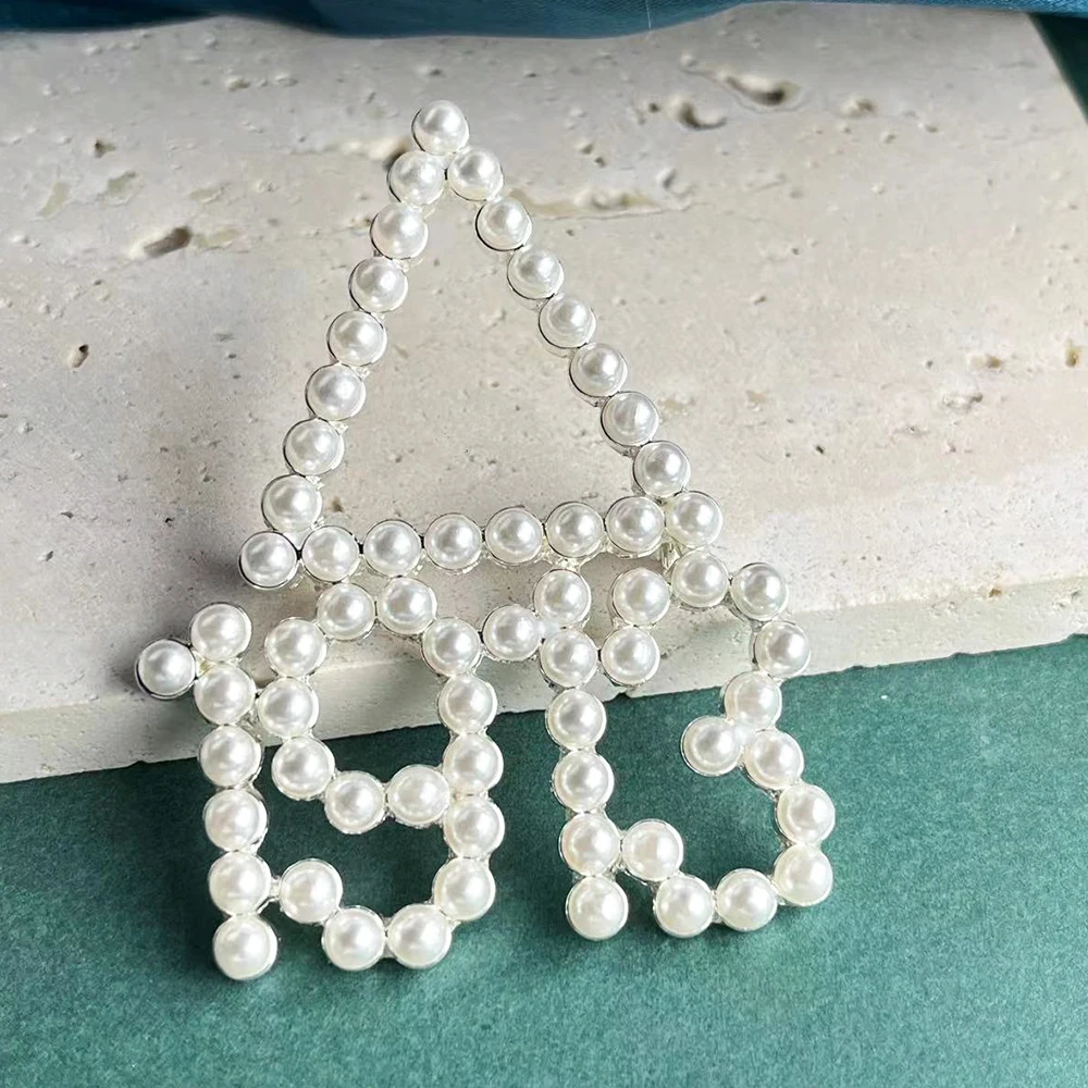 Metal Alloy Greek Letter Sorority Jewelry Dst Symbol Triangle Pearl 1913 Delta Theta Brooches Pin