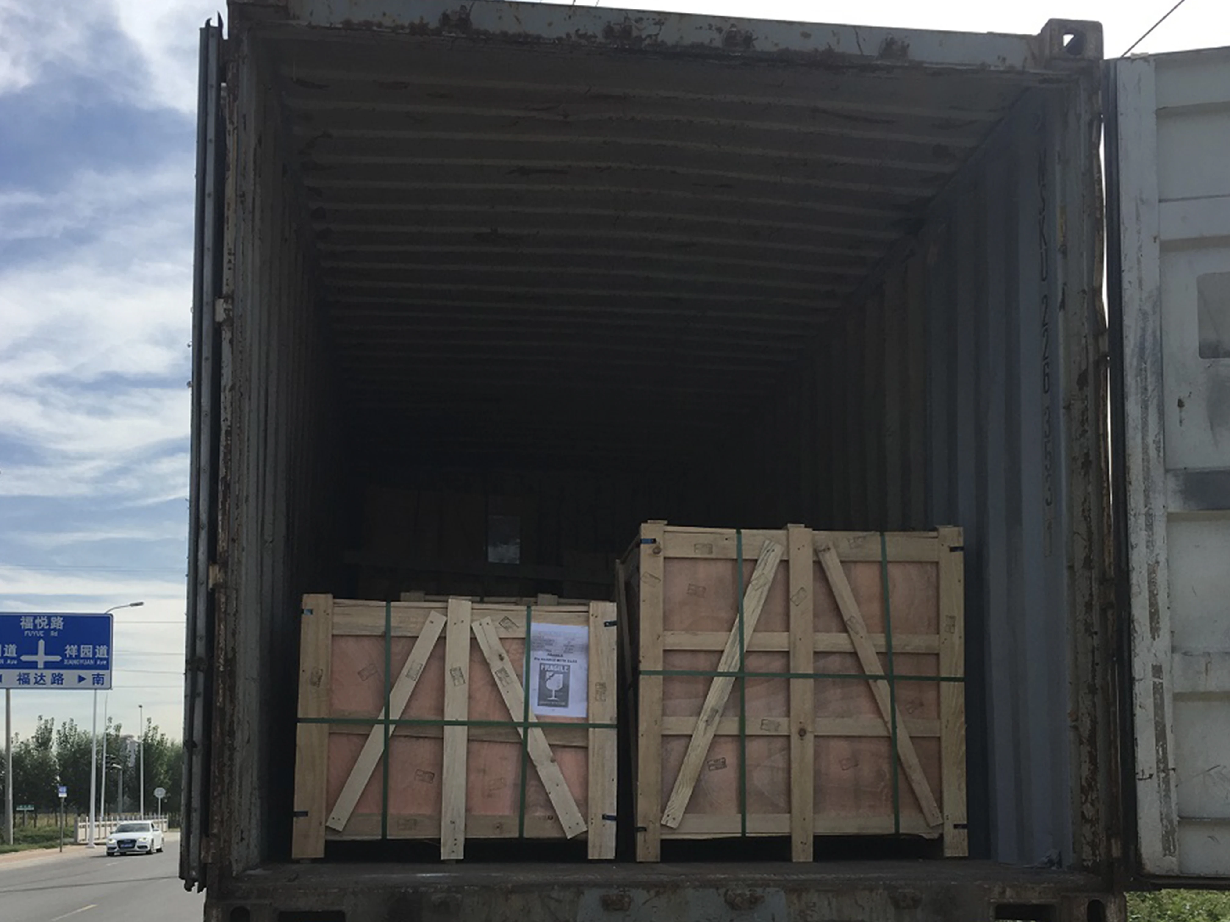 factory direct price Hand carved natural exquisite Outdoor decoration white life size marble statue