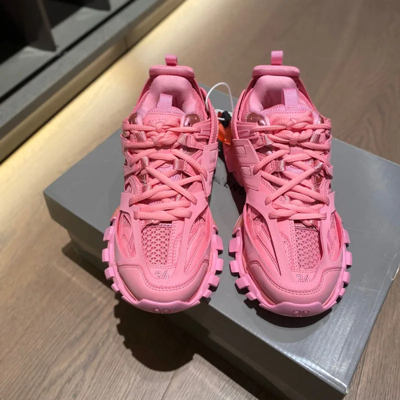 
Trendy High OG Quality Putian Luxury Sneakers Shoe Balanciaga Track 3.0 Sports Shoes For Men And Women 