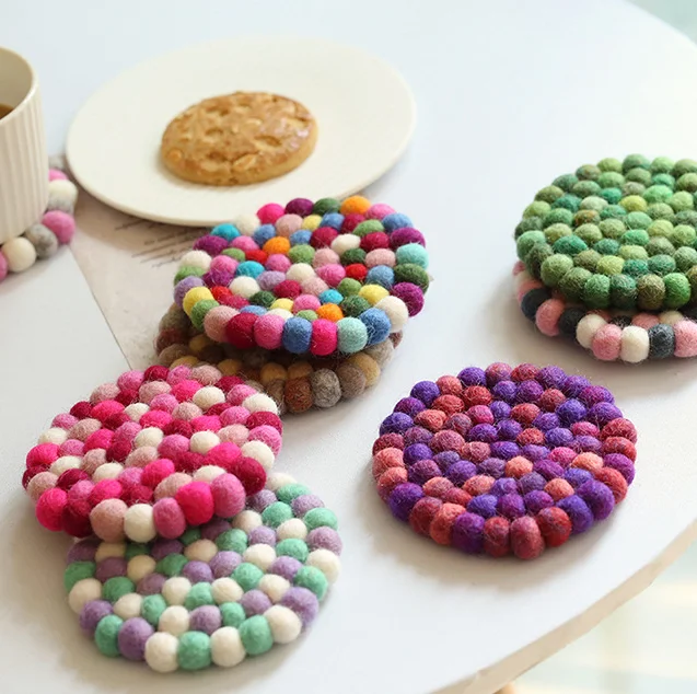 Round Felt Ball Coasters Handmade Desk Pad 10*10 cm for Drinks Wooden Table Room Decor Round Felt Coaster Pads
