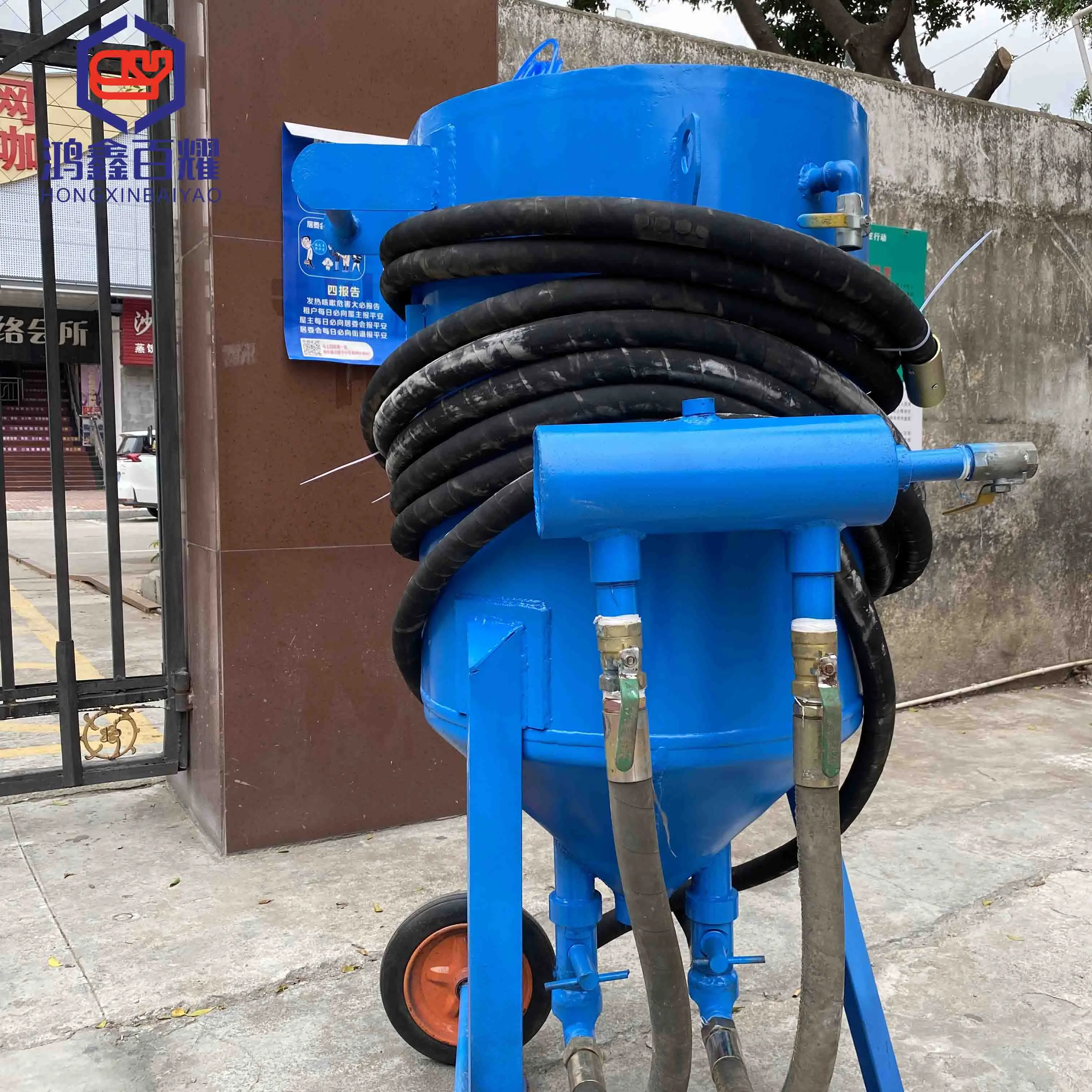 BY-600 Portable Sand Blasting Machine Price Sand Blasting Rust Remover Wheel Sand Blasting Machine