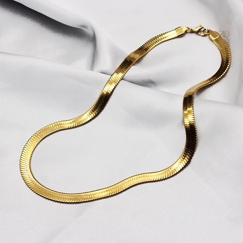 
Olivia 18k Gold Plated Flat Snake Chain 5mm Herringbone Snake Chain 316L Stainless Steel Herringbone Chain Necklace for Men 