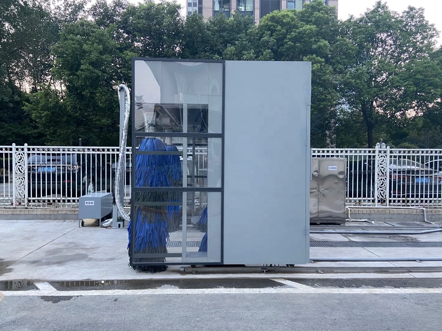 Недорогая автоматическая стиральная машина для автомобилей/Оборудование мойки автомобилей/Портативная мобильная мойка автомобилей пять щеток продажи гарантия цены 3