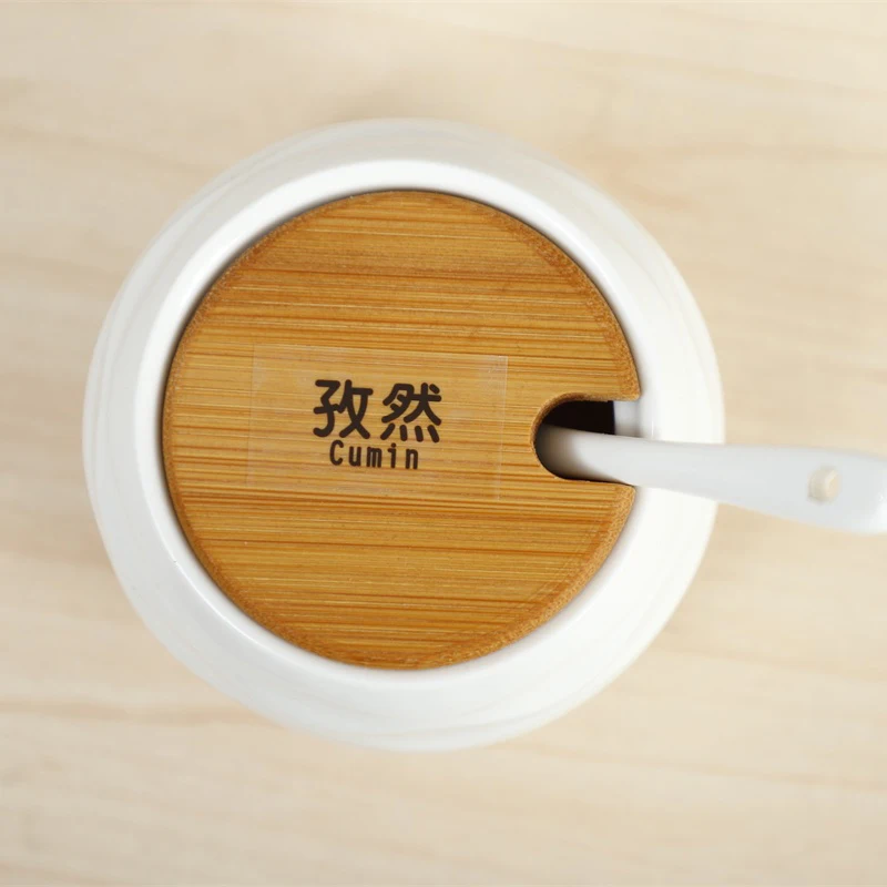 Luxury sauce jars salt containers wholesale oil vinegar dispenser 3 oz glass jar sets for kitchen glass spice and salt shaker