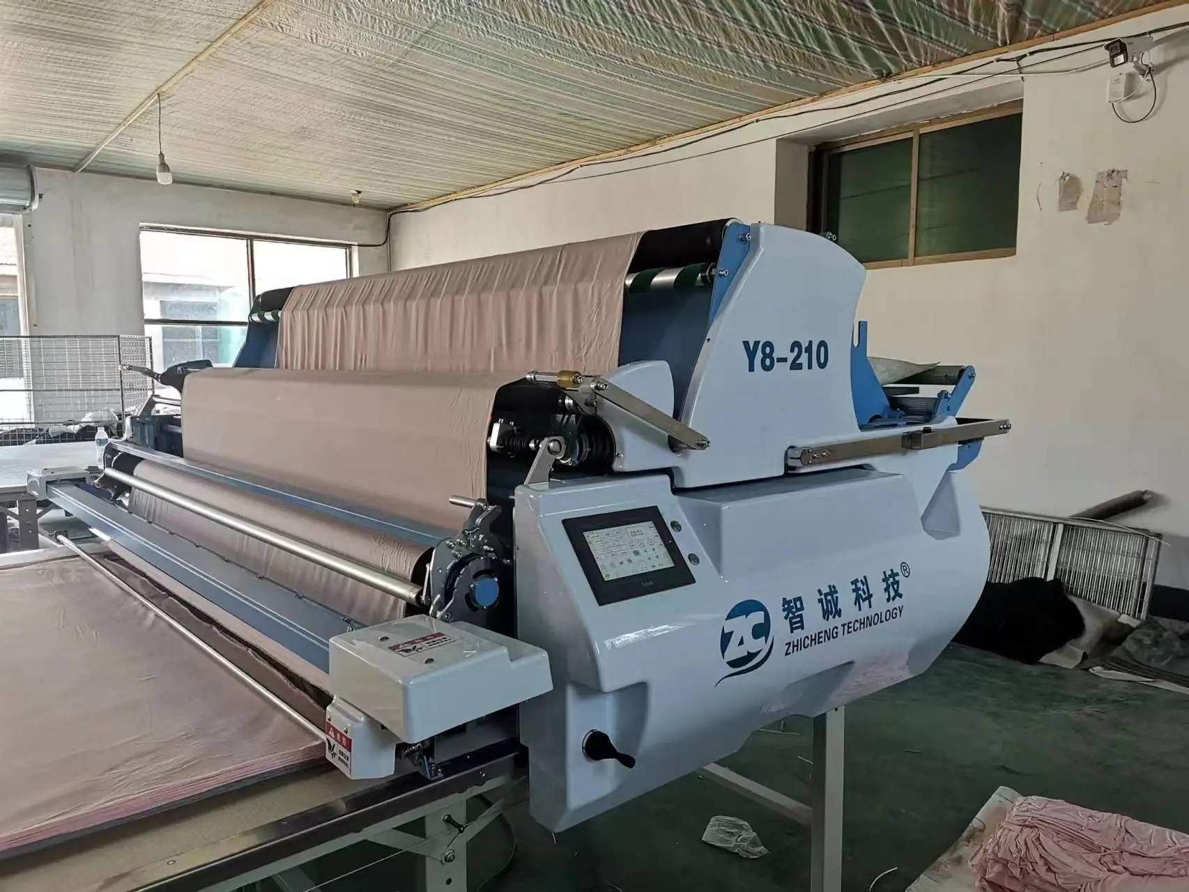High Efficiency Automatic Cloth Spreader One Year Warranty Fabric Spreading Machine Factory Price