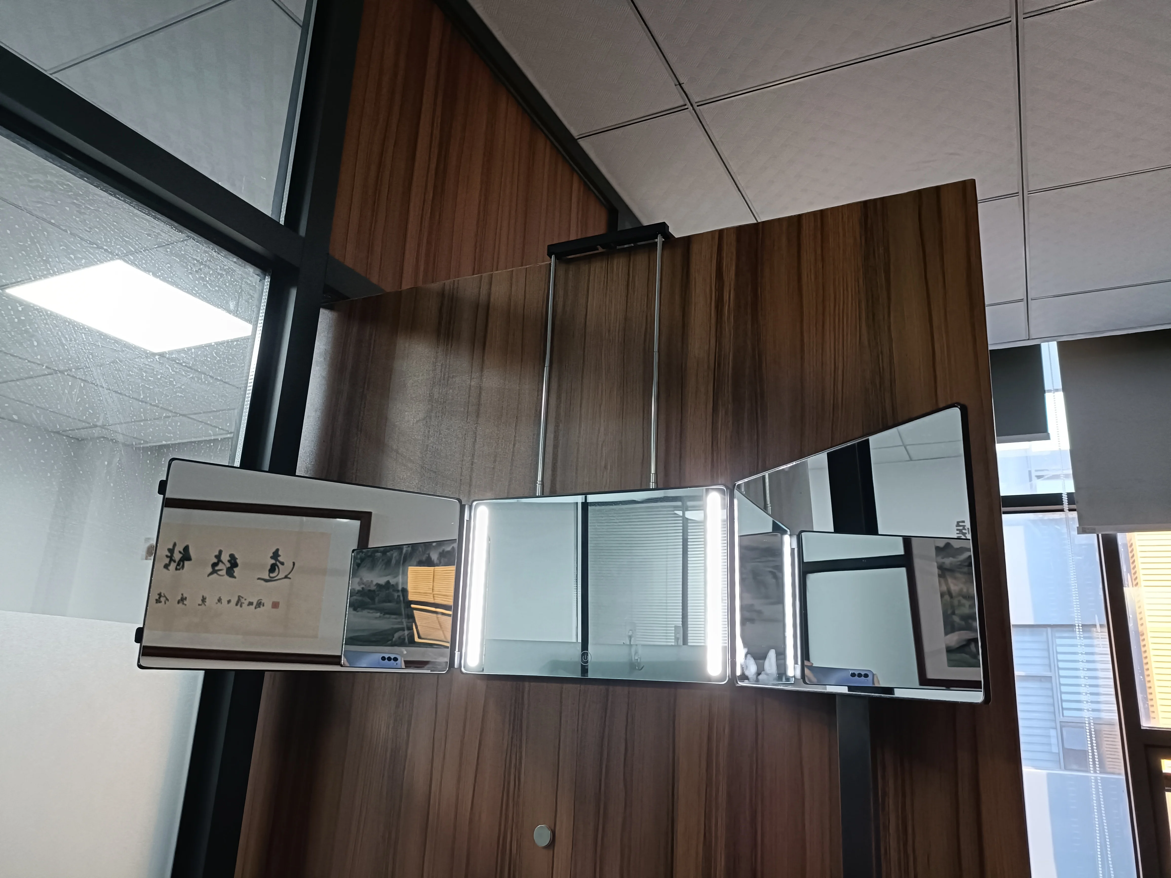 Docarelife портативная Светодиодная лампа с регулируемой яркостью 3 Way, складываются в три раза, стрижка Высокое качество пользовательских дизайн зеркало 360 градусов собственной личности для стрижки волос гардеробным зеркалом