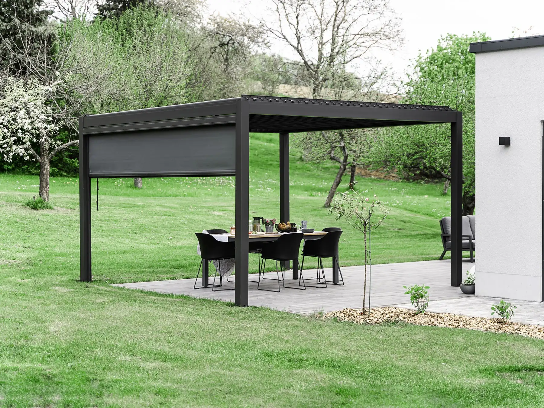 type-175 standard  Customized  Motorized Outdoor Retractable waterproof  Aluminum Pergola  for Garden patio back yard balcony