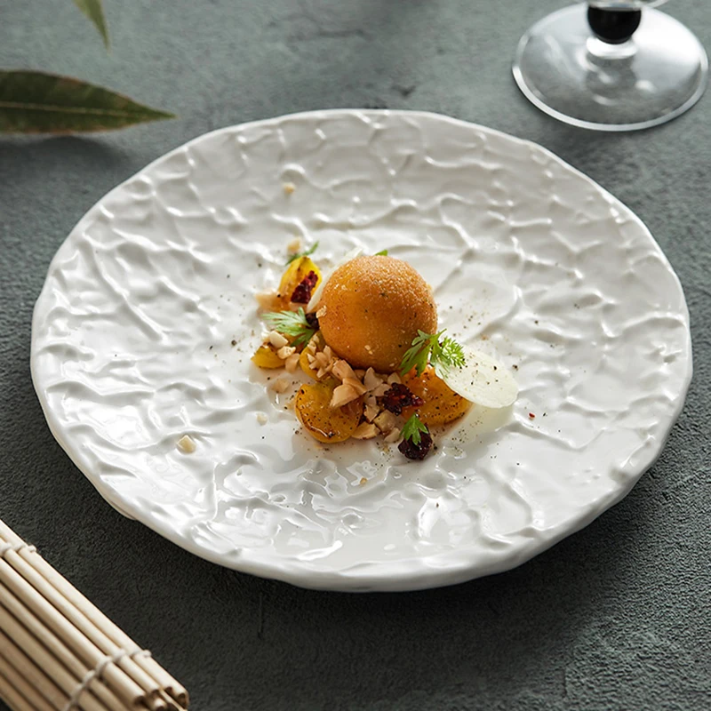 Coral Shaped Plate White Ceramic Japanese Dinner Plate Household Restaurant Fruit Salad Salver Food Container 7.8 Inch Bowl