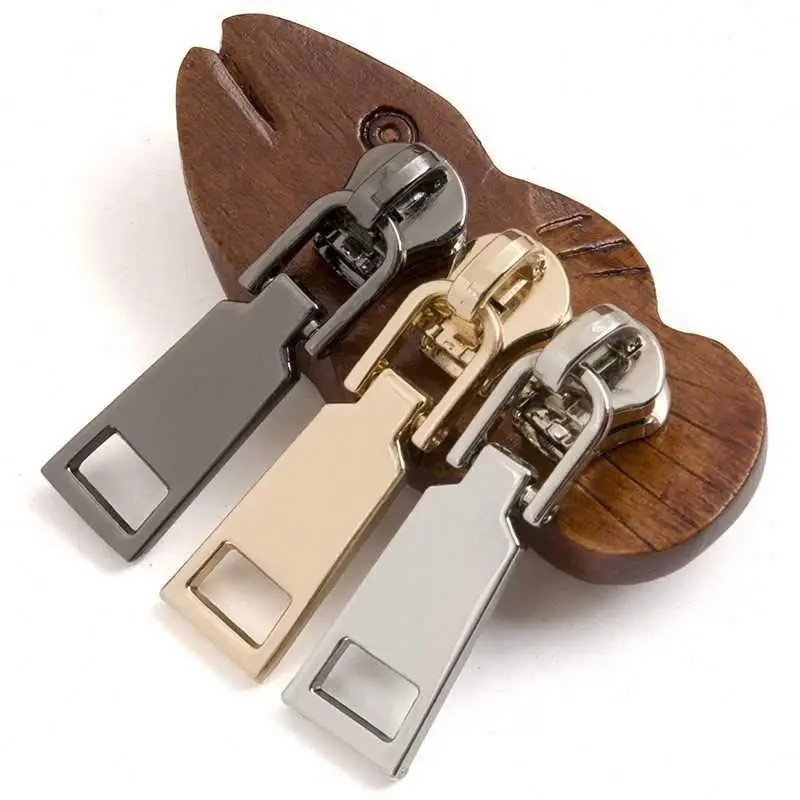 Luxury Auto-lock Or Semi Automatic Zipper Puller Custom Color Backpack Fancy Pullers