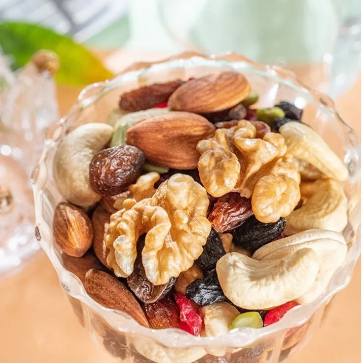 Ежедневные Смешанные закуски оптом смешанные орехи ядра и сухофрукты с ассорти Трейл микс орехами и сухофруктами