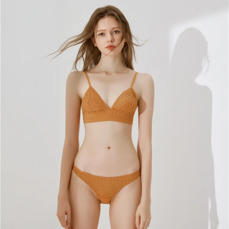 Женский топ с регулируемыми бретелями и треугольными чашечками с логотипом на заказ