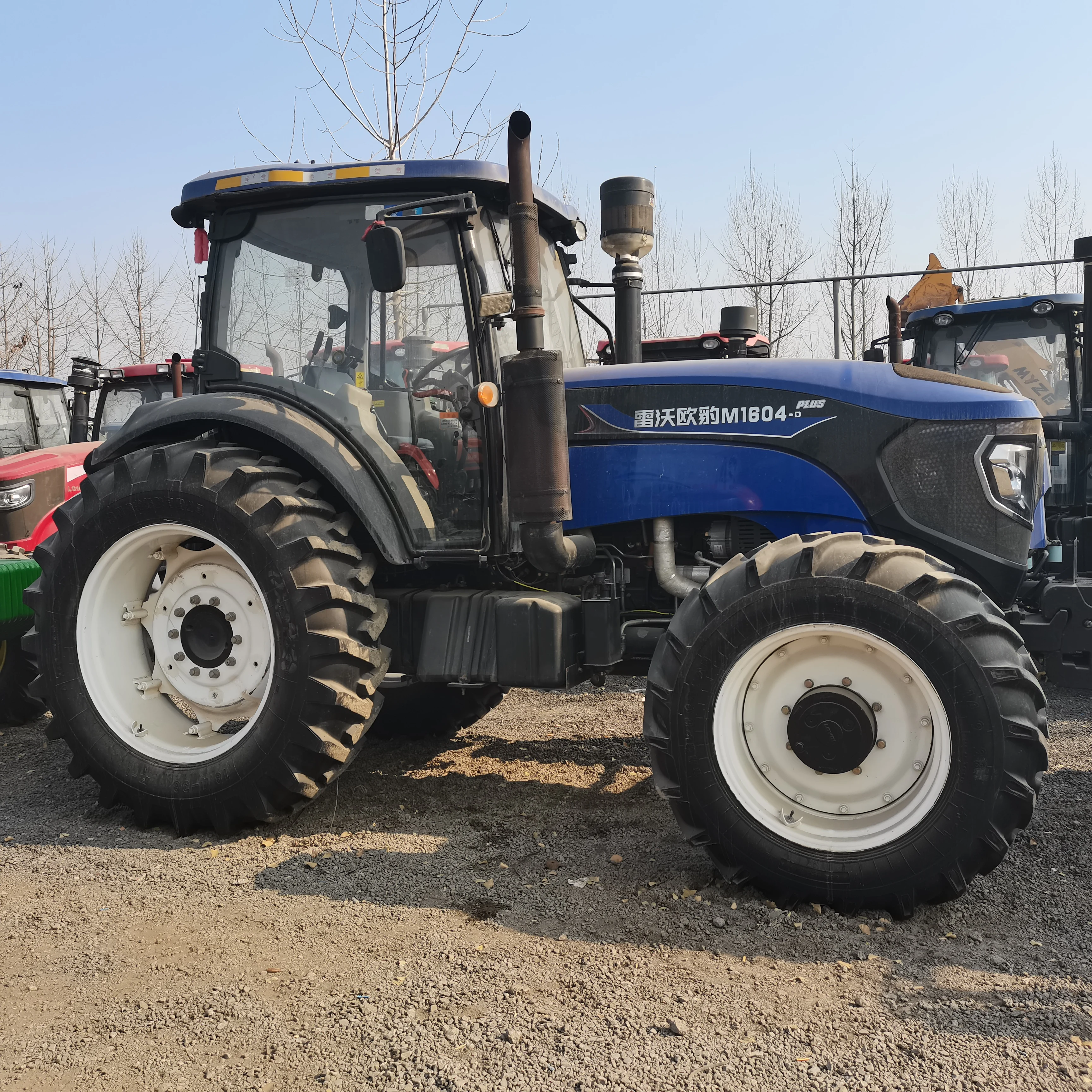 high quality fefurbished agricultural machinery  LOVO 1604 used tractor 4x4wd  160hp wheel farm used tractors