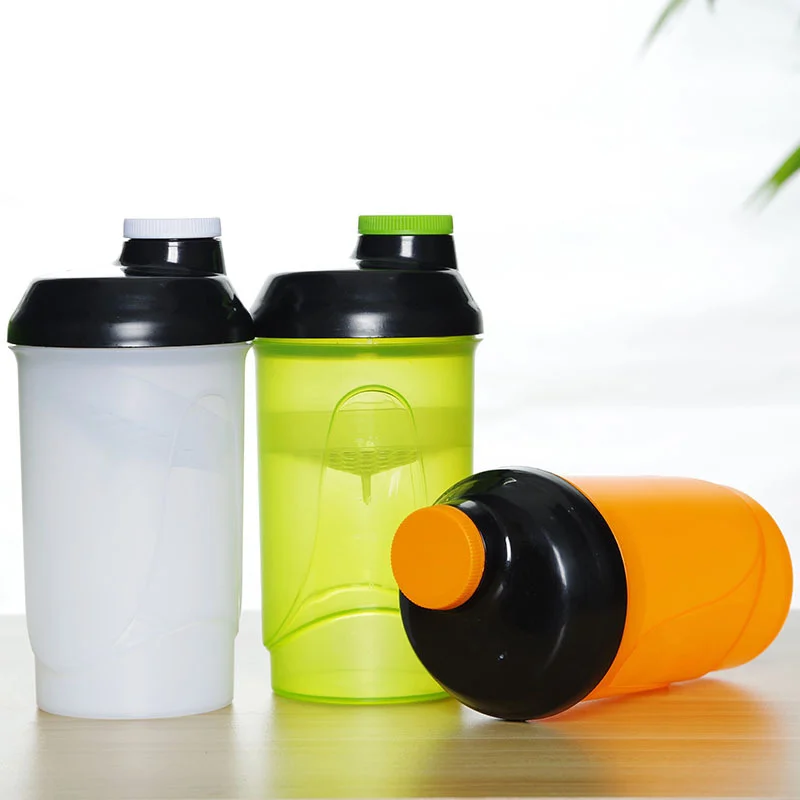 600ML New Design Shaker Bottle Wide Mouth Plastic Water Bottle Durable Gym Drinkware Leakproof Protein Shaker with Twist Lid