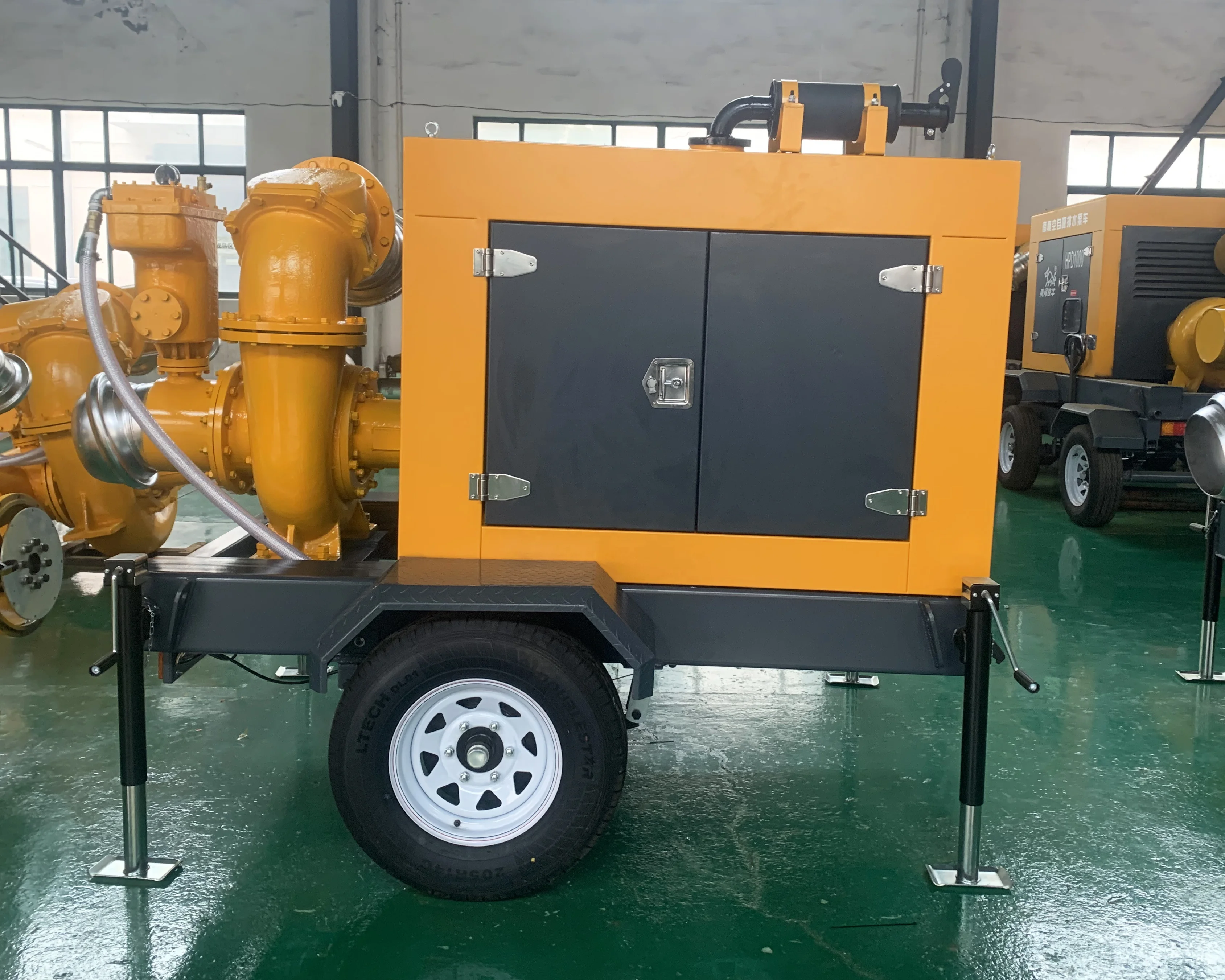 Custom high vacuum mobile self-priming flood control pump with stainless steel impeller