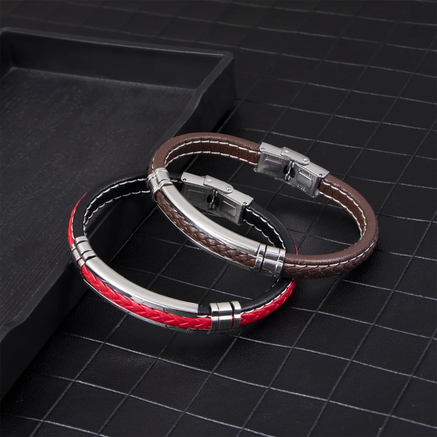 Adjusting Length Braided Leather Bracelets for Men Armband Trendy Genuine Leather Rope Bracelets with Magnetic Buckle Jewelry