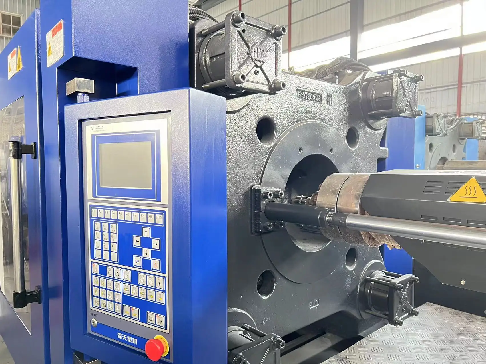 Cheap china reliable Haitian 380ton plastic fruit vegetable crate bucket chair pipe hanger making injection molding machine