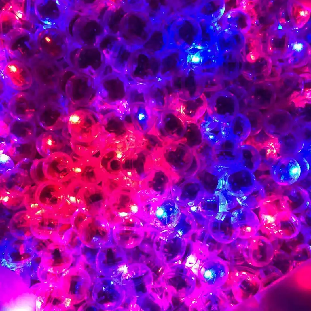 Wholesale Plastic Battery Powered Transparent Mini LED Light flash Ball Glowing Balls Toy Accessories