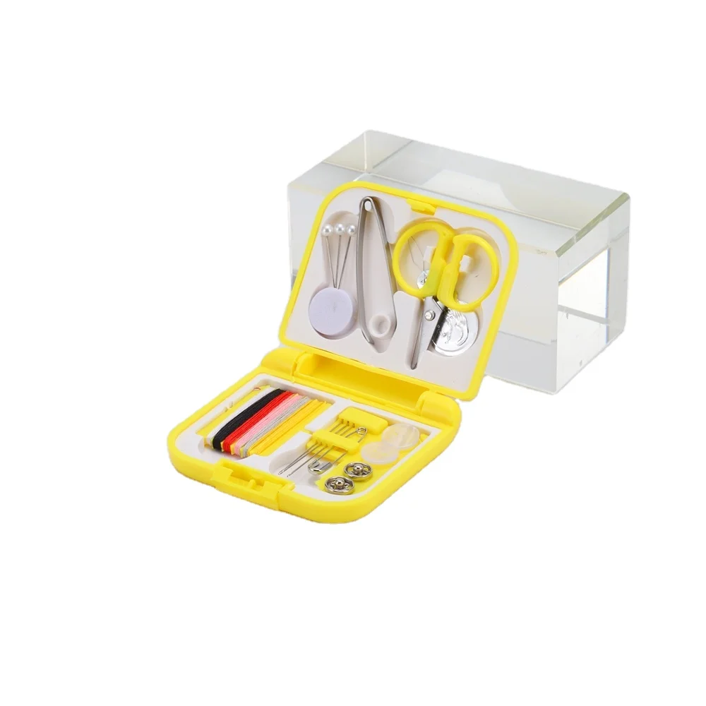 Plastic set diy sewing needle and thread kit made in China