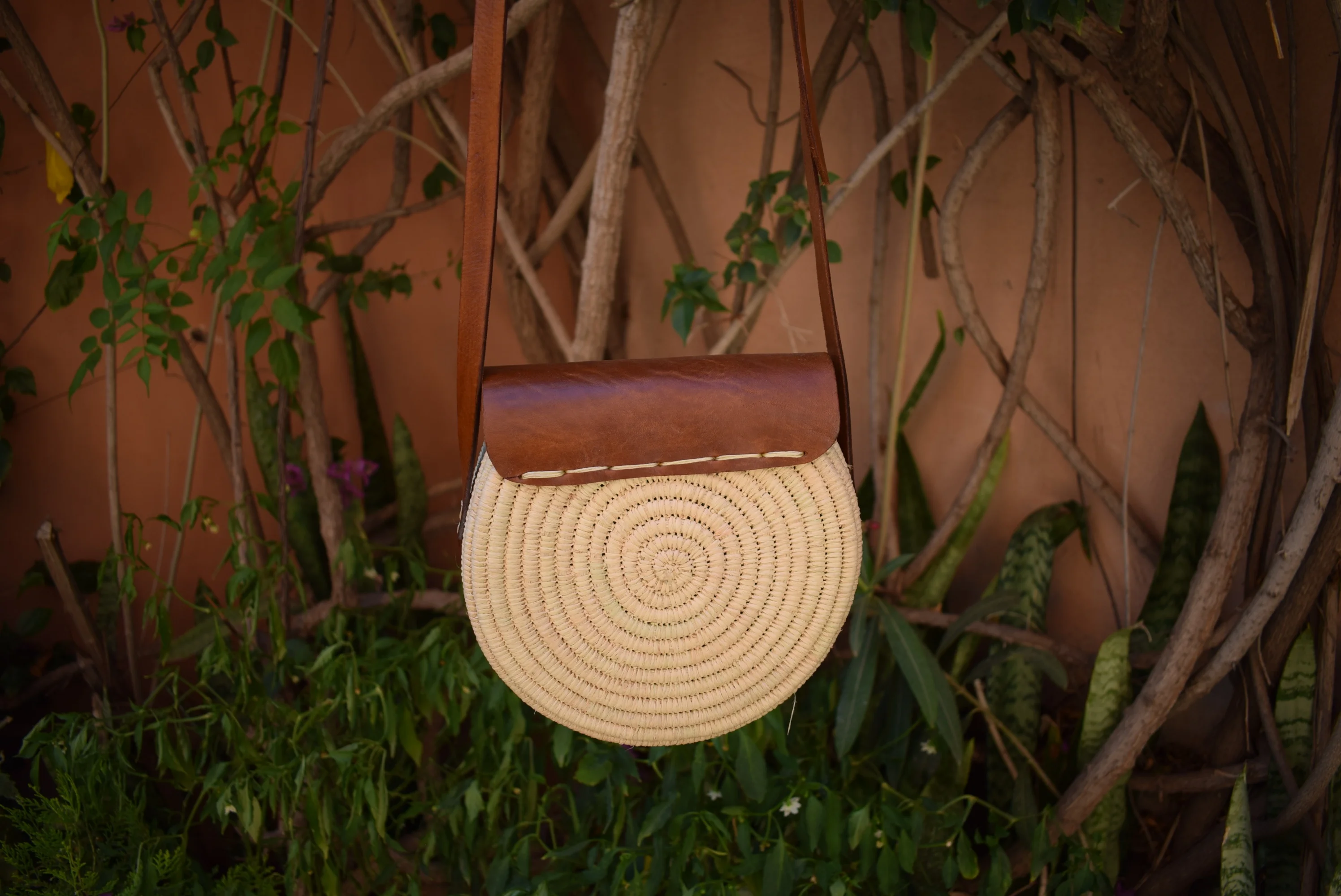Raffia round bags