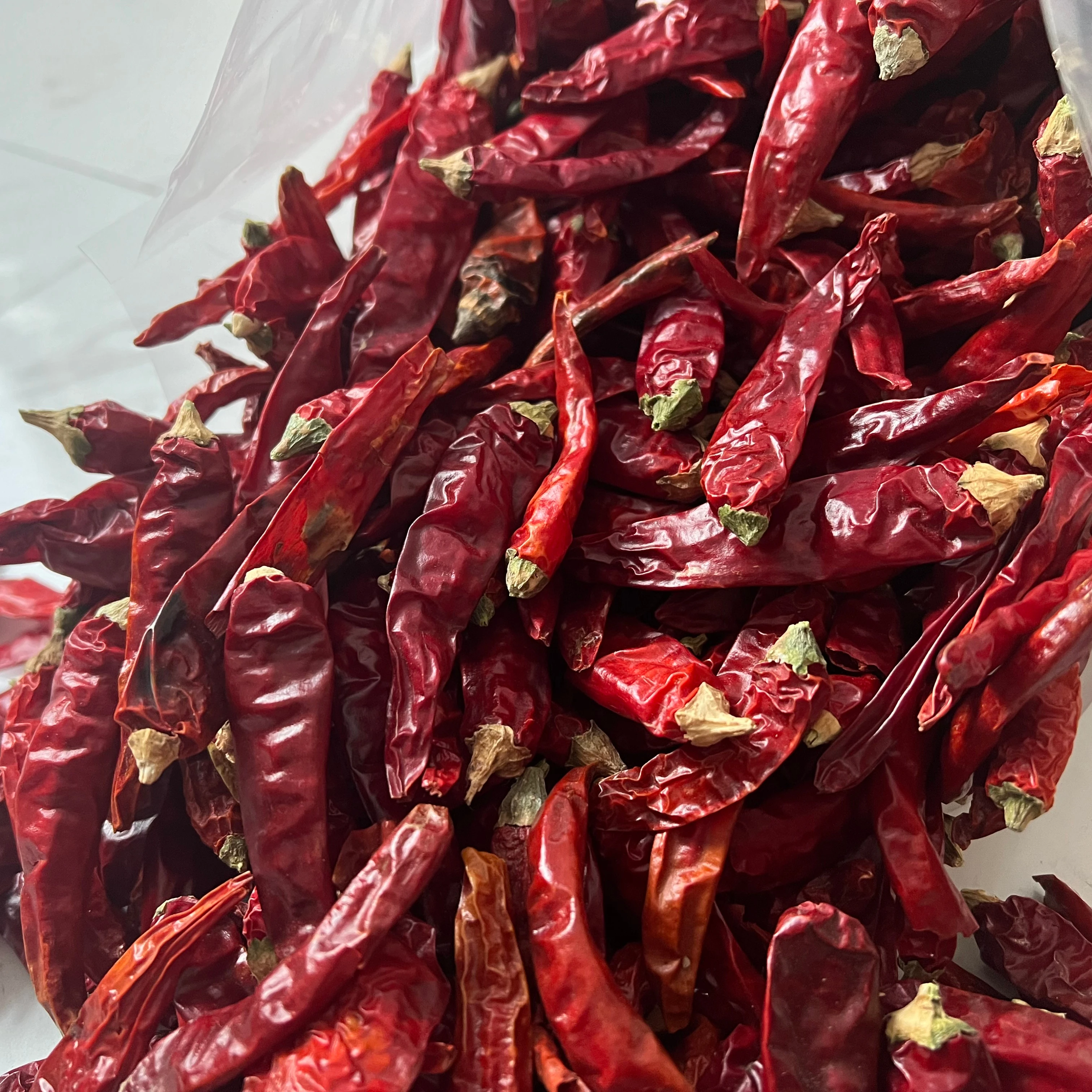 Wholesale Best Quality Low Price Hot Red Pepper Spices Single Herbs Cayenne Pepper Dried Chilli Pepper for cook