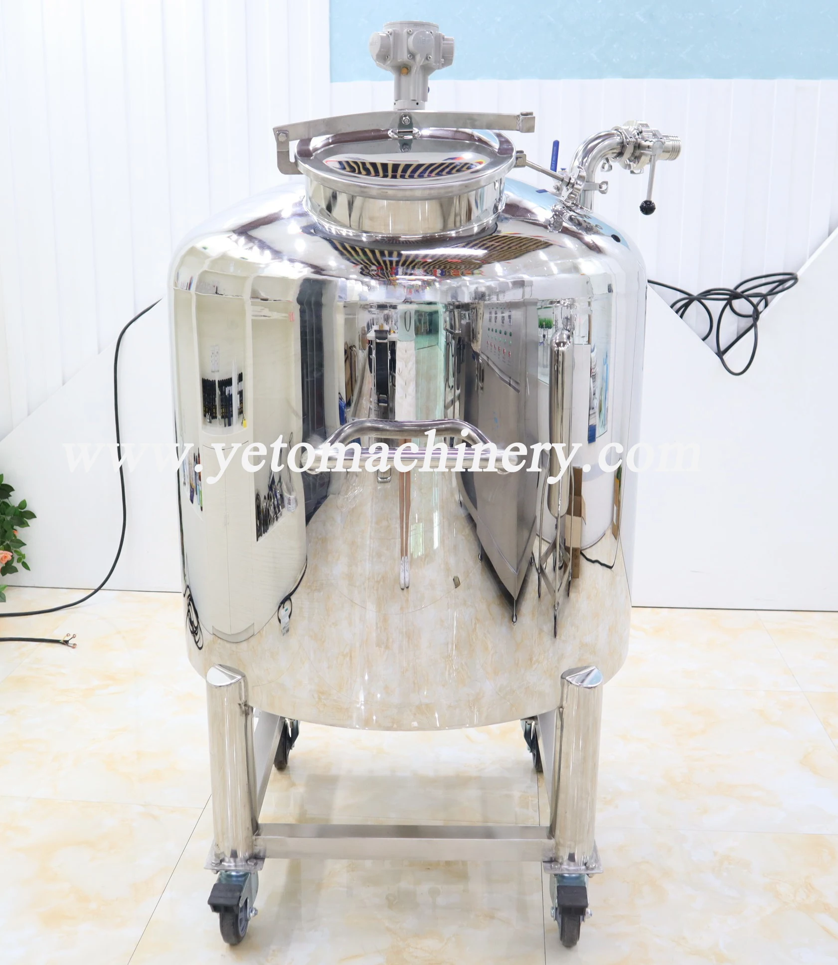 Косметическое жидкое масло, пневматическое герметичное смешивающее оборудование из нержавеющей стали, аппарат для производства парфюмерного ароматического масла, сока