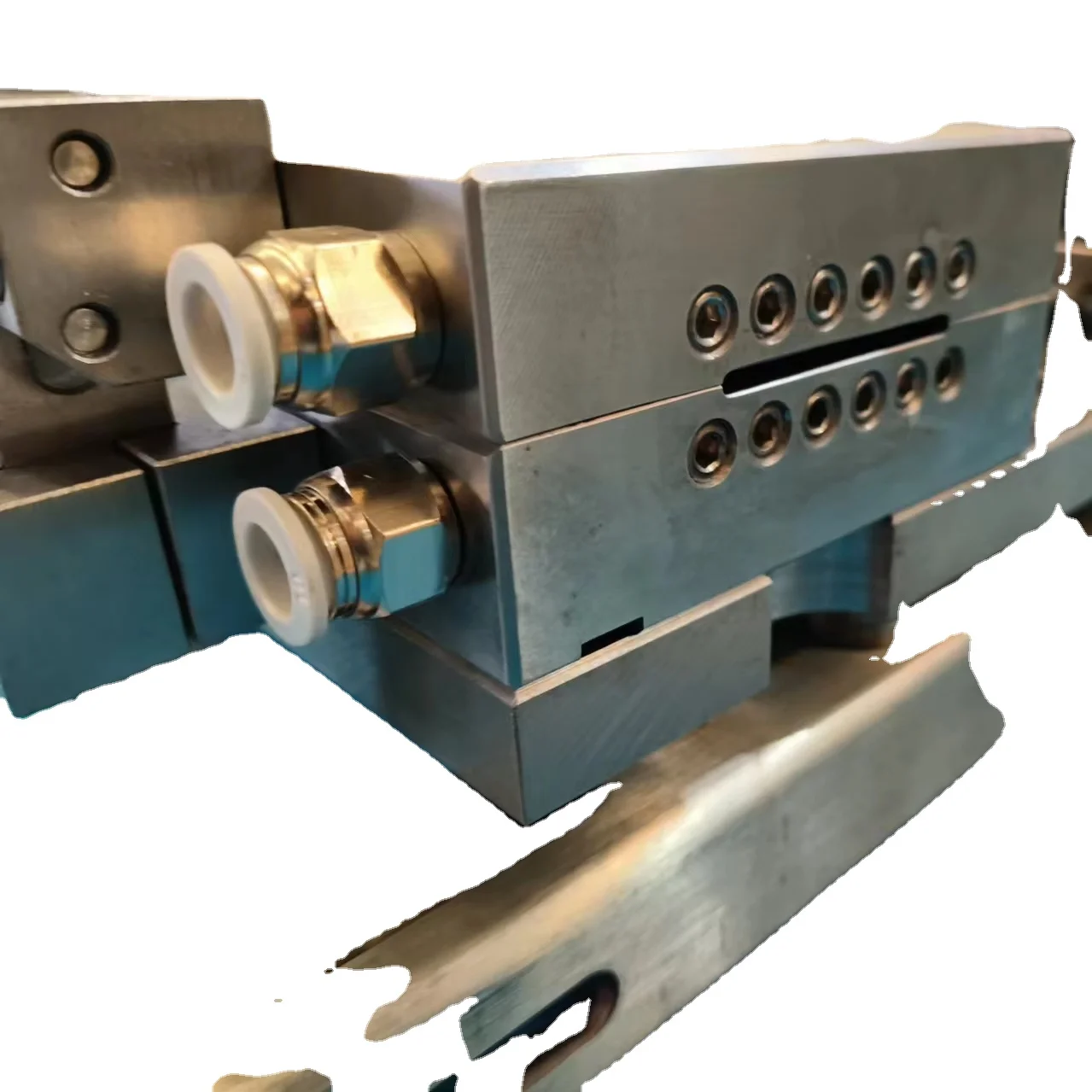 Профессиональный производитель Китай Высокое качество Пластиковые экструзии плесень оборудование