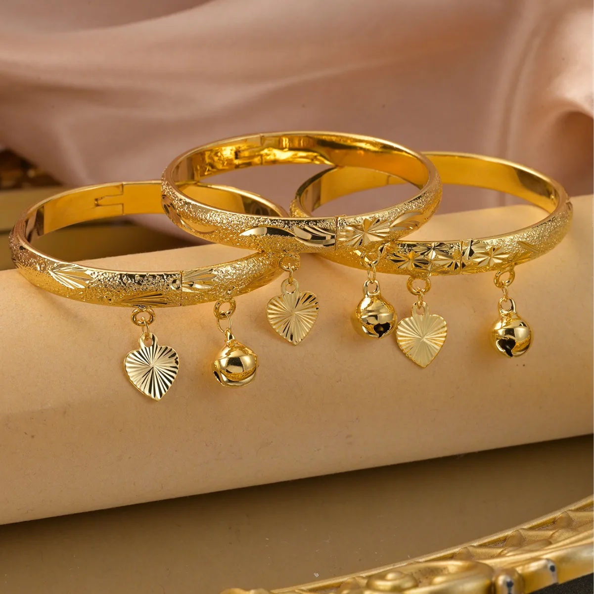 Trendy Frosted Clasp Bangles for Full Moon Baby 18K Gold Plated Copper Full Star Snowflake Placer Gold Love Heart Bell Bangles